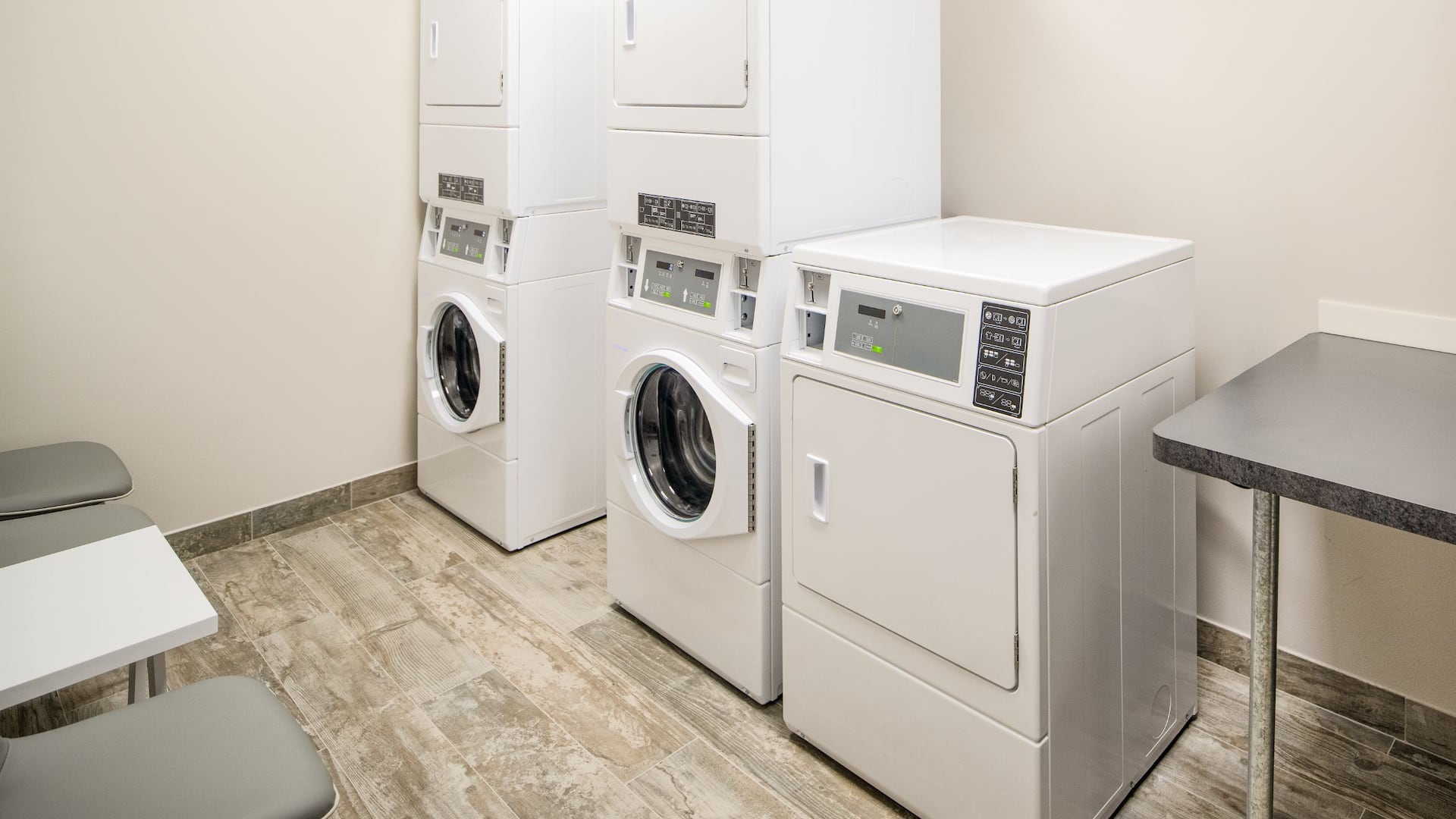 Hyatt House Auburn Hills / Detroit Guest Laundry Washers And Dryers