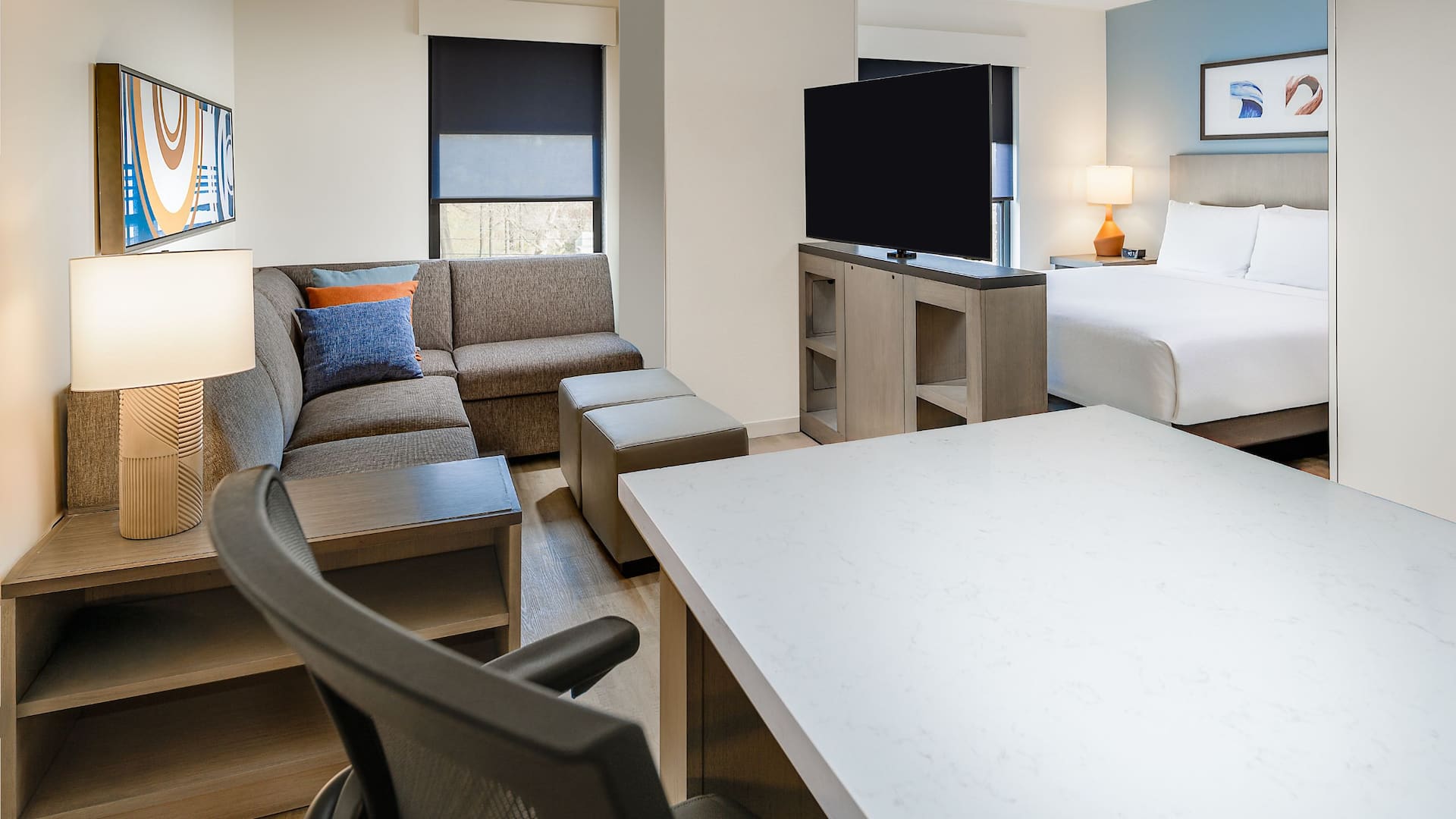 Hyatt House Auburn Hills / Detroit King Studio Wide Shot