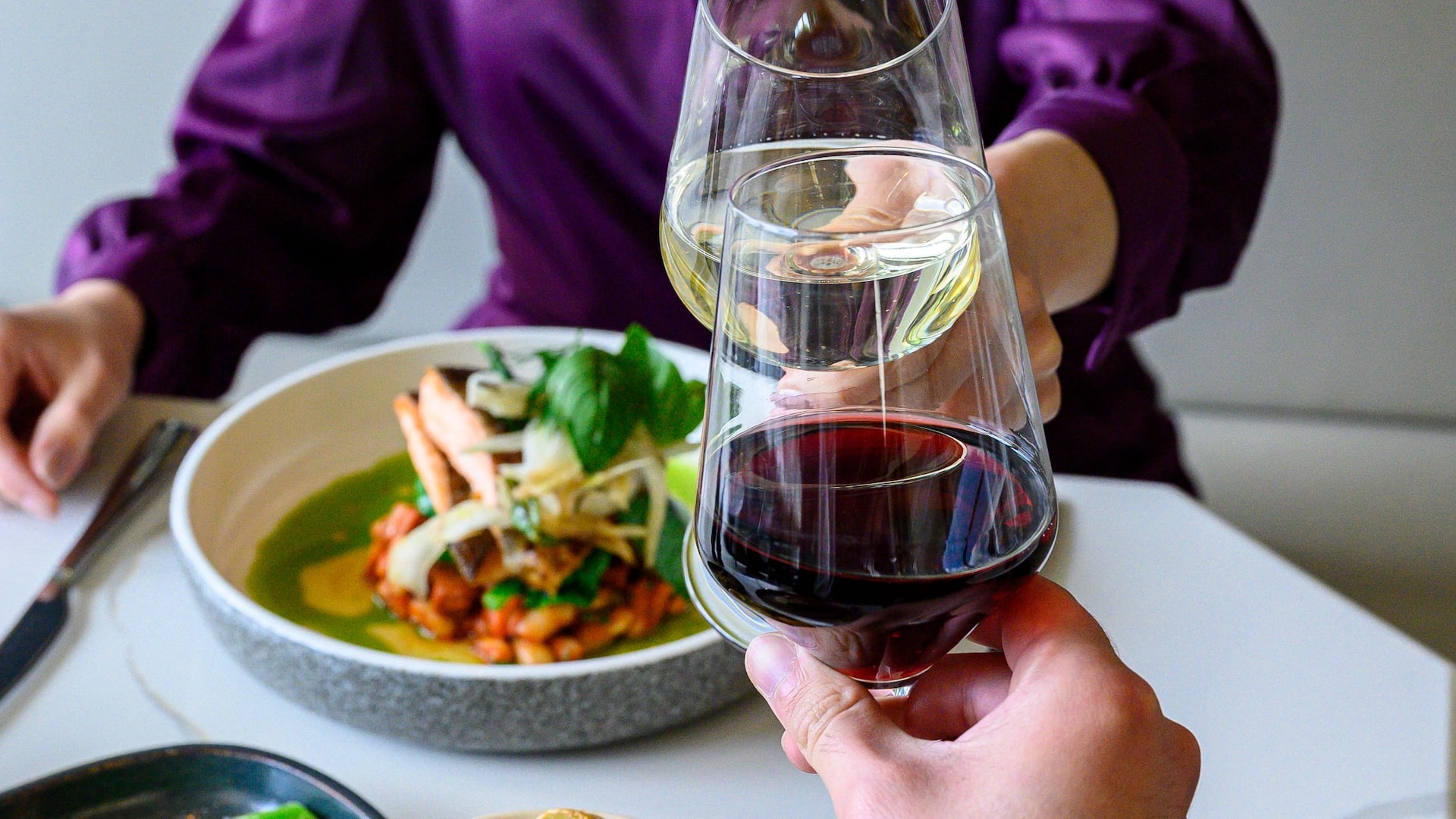 Hyatt Place Melbourne Caribbean Park Archies Farm Restaurant Bar Couple Date Wines