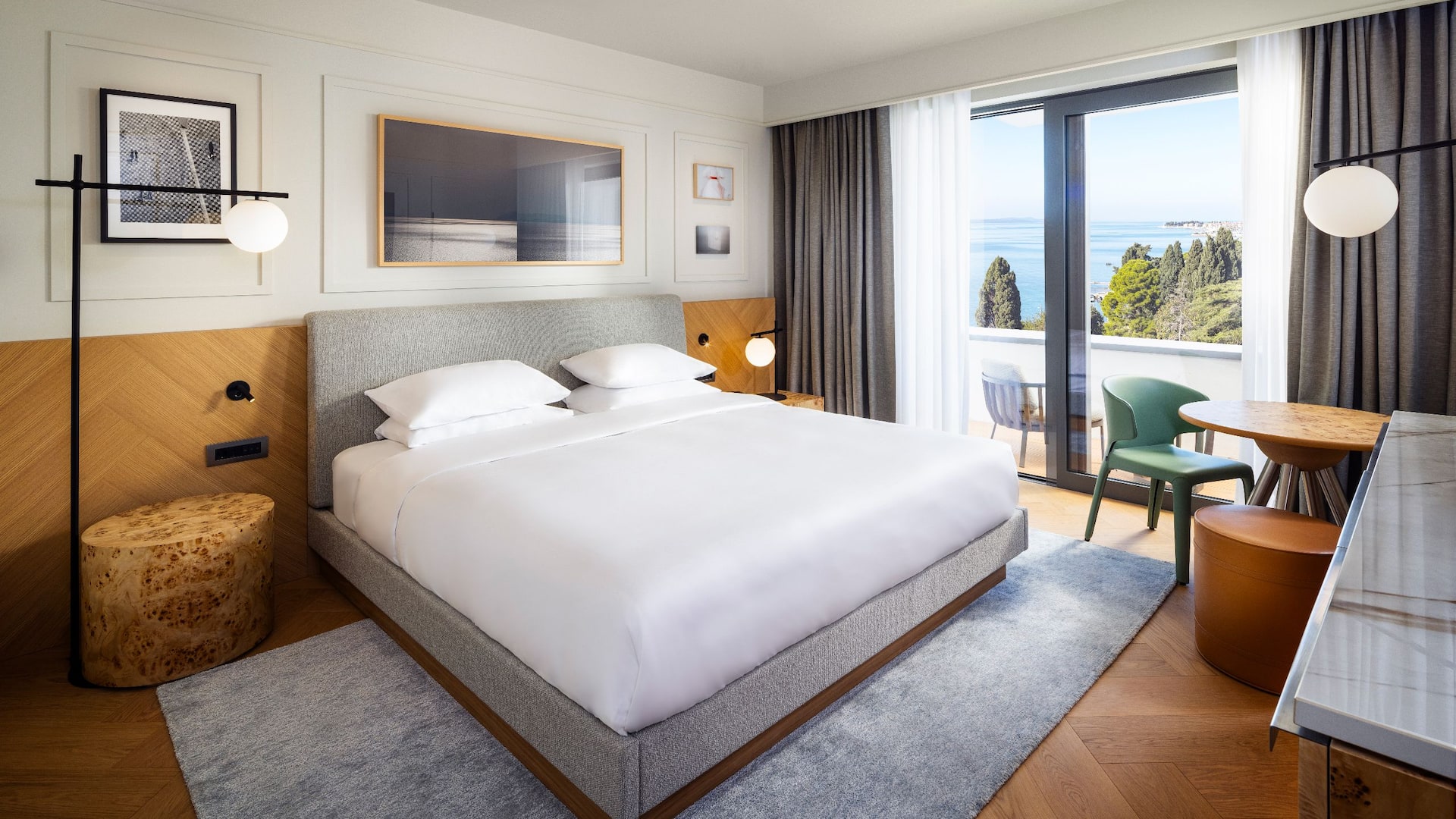 1 de 4 Hyatt Regency Zadar King Bed With Balcony Deluxe Sea View