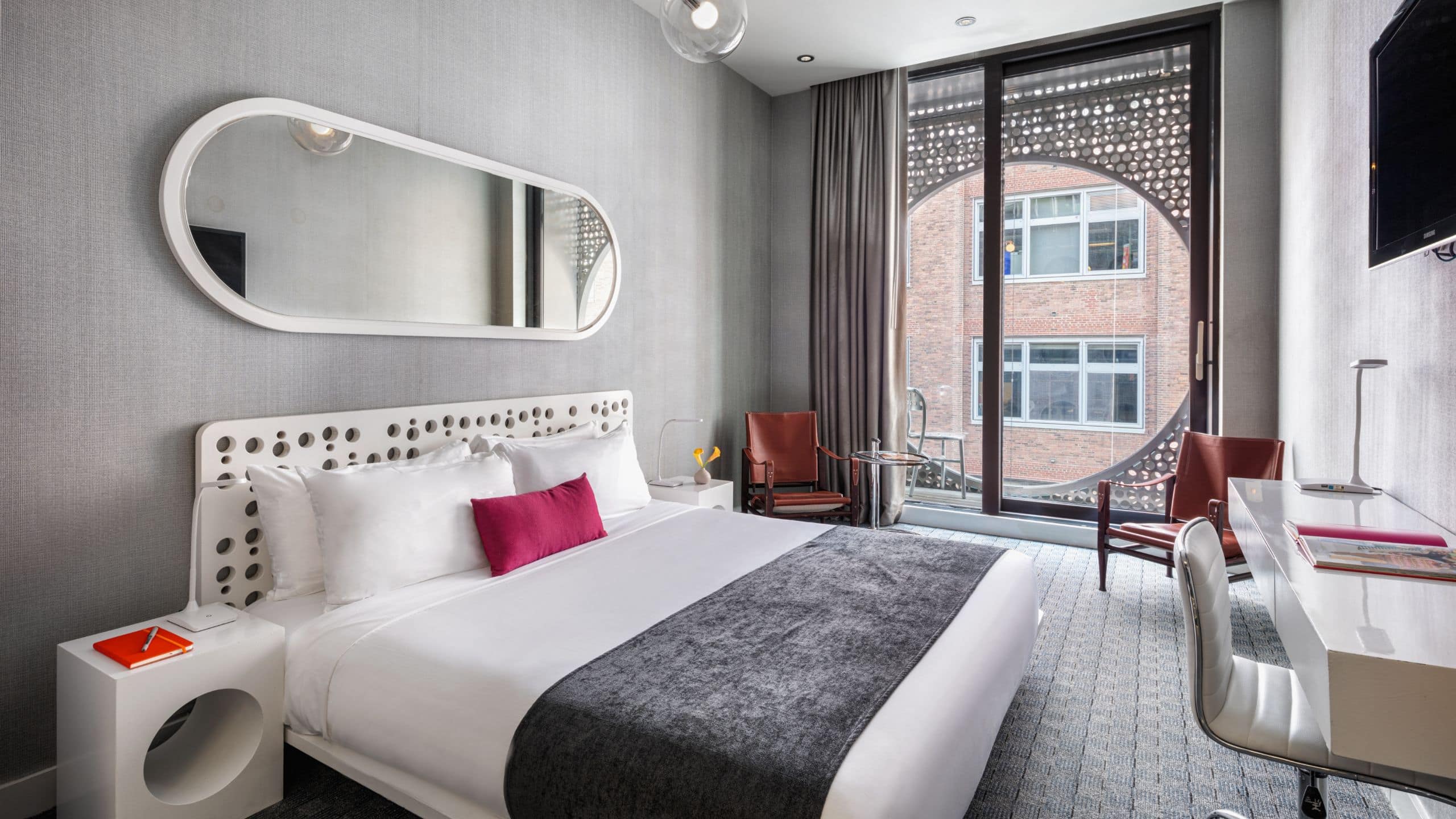 Dream Downtown King Bed Pool View Silver Layout