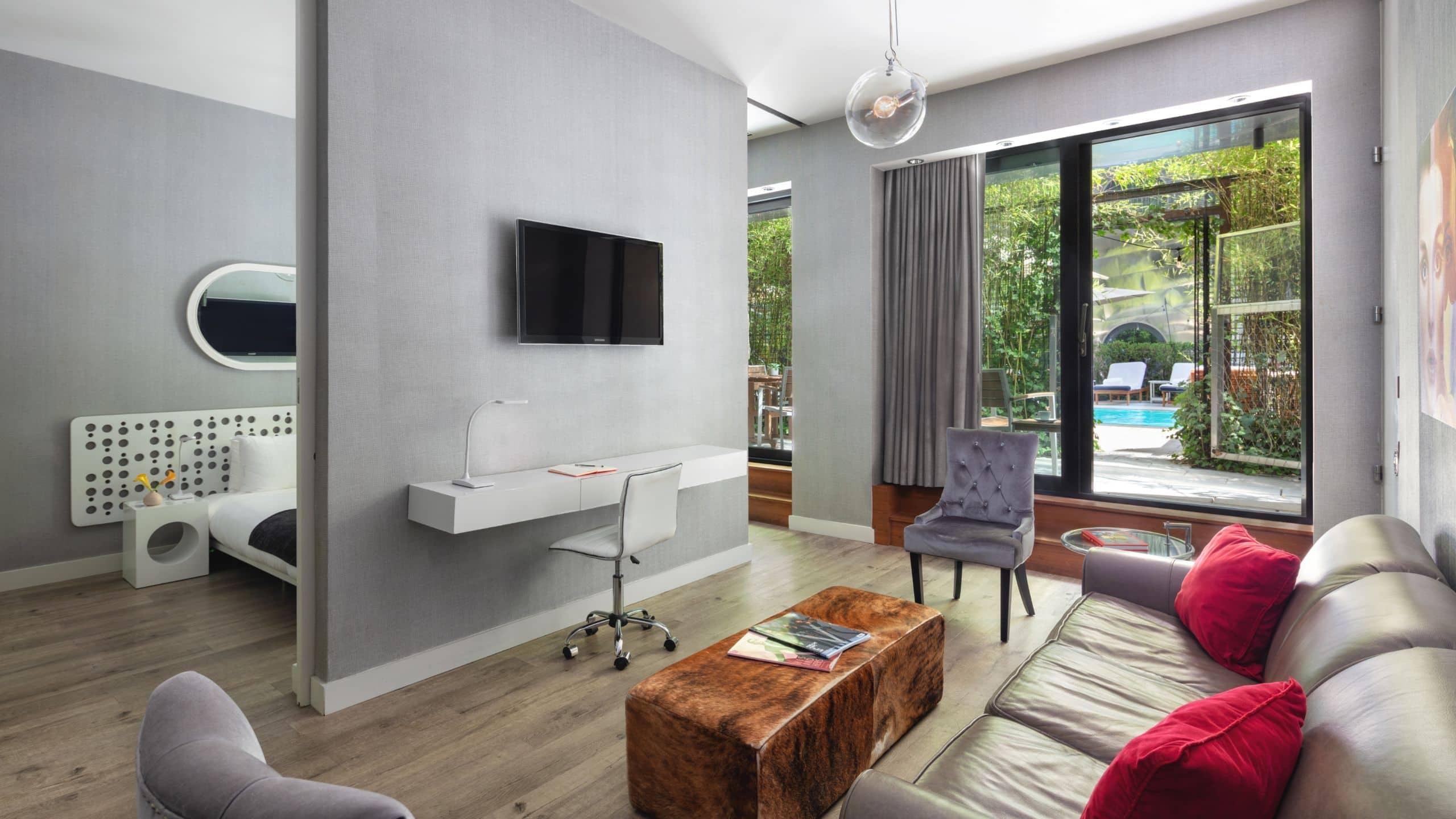 Dream Downtown Platinum Pool Suite Living Room