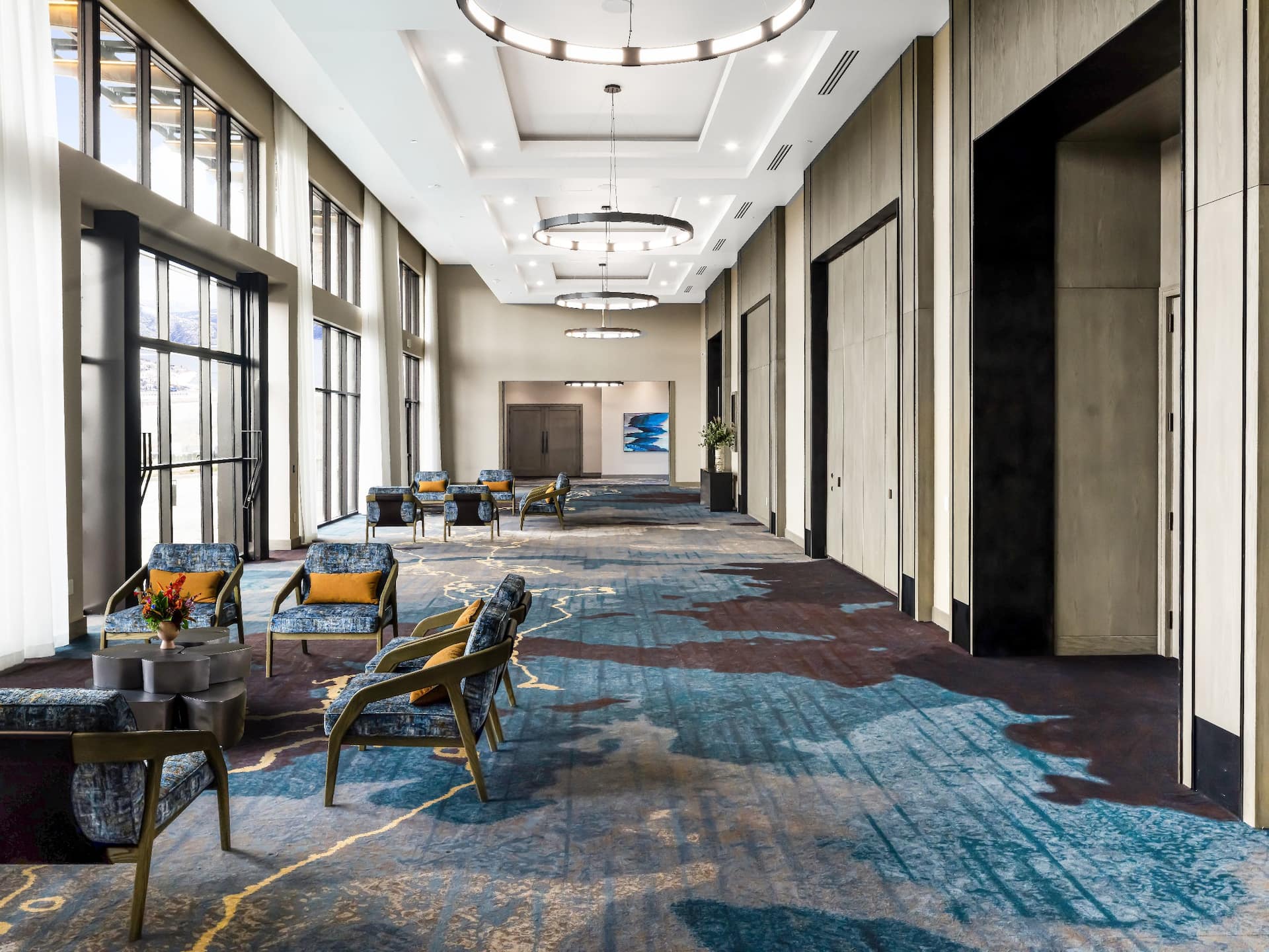 Grand Hyatt Deer Valley Prefunction Area With Table