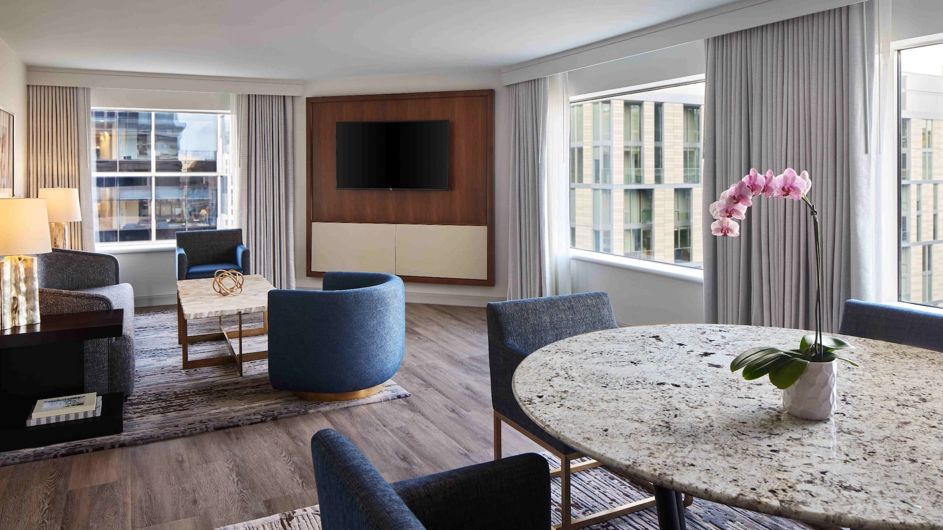 Grand Hyatt Washington Lincoln Suite Living Area
