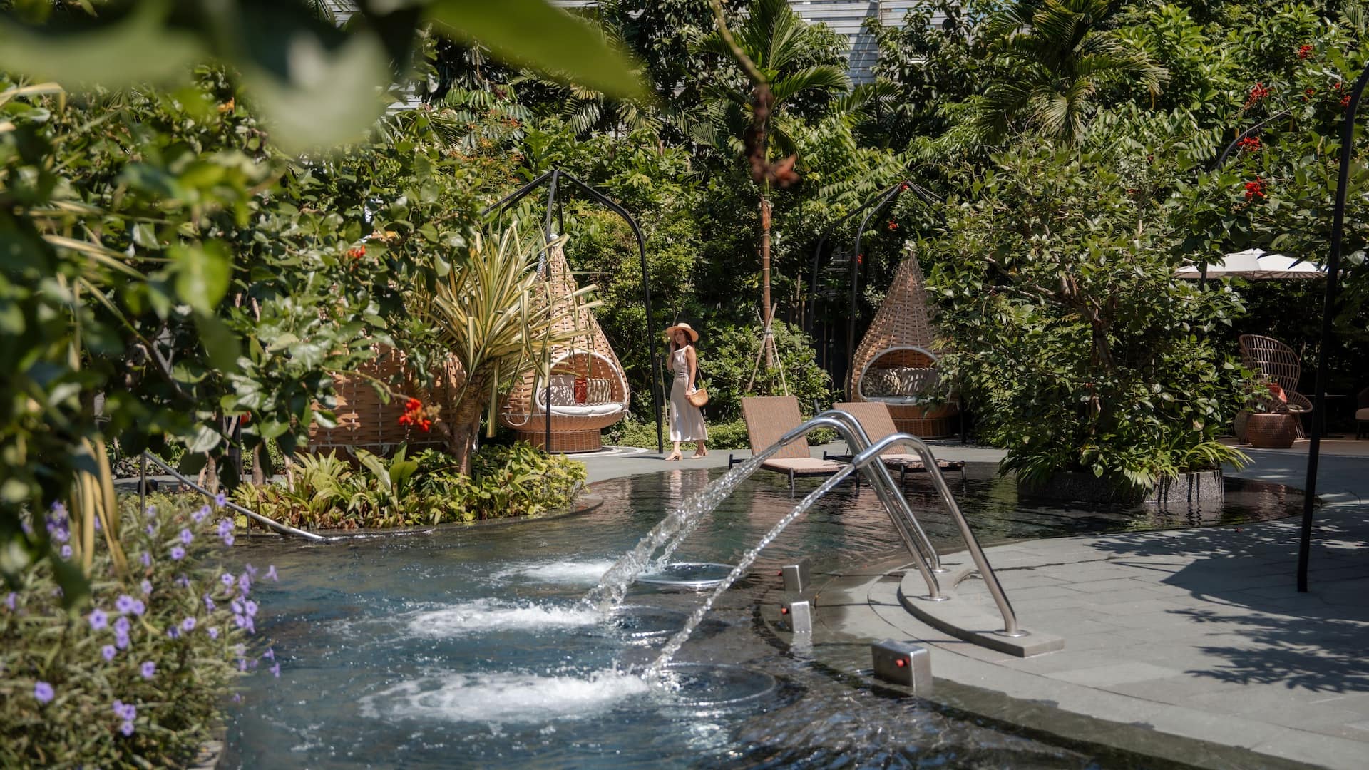 Grand Hyatt Singapore Wellness Pool With Jets On