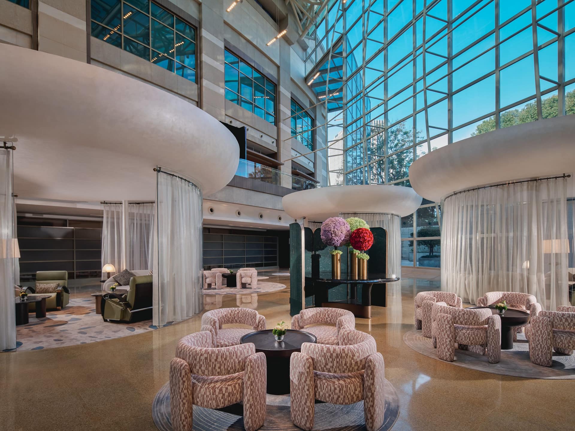Hyatt on the Bund, Shanghai Tea Room Seating