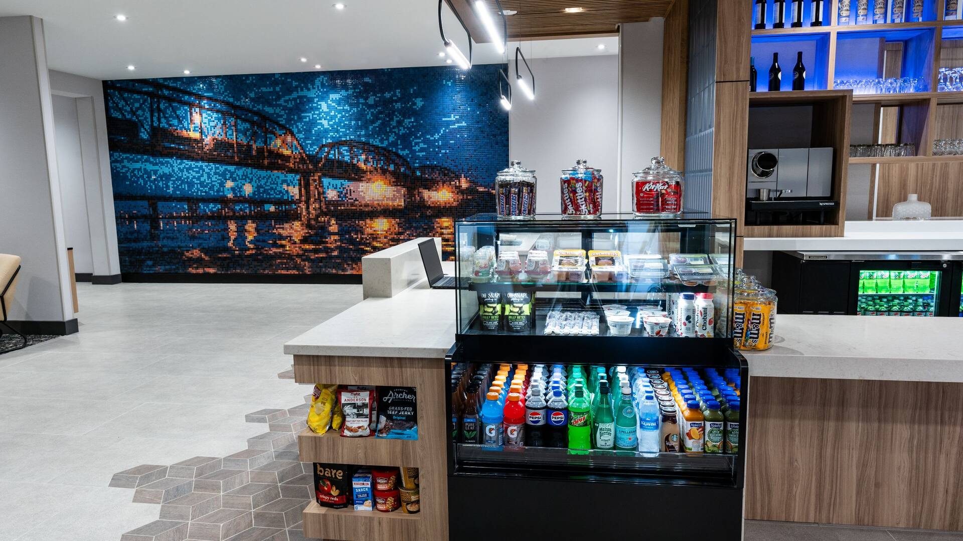 Hyatt Place Eagle Pass Grab N Go