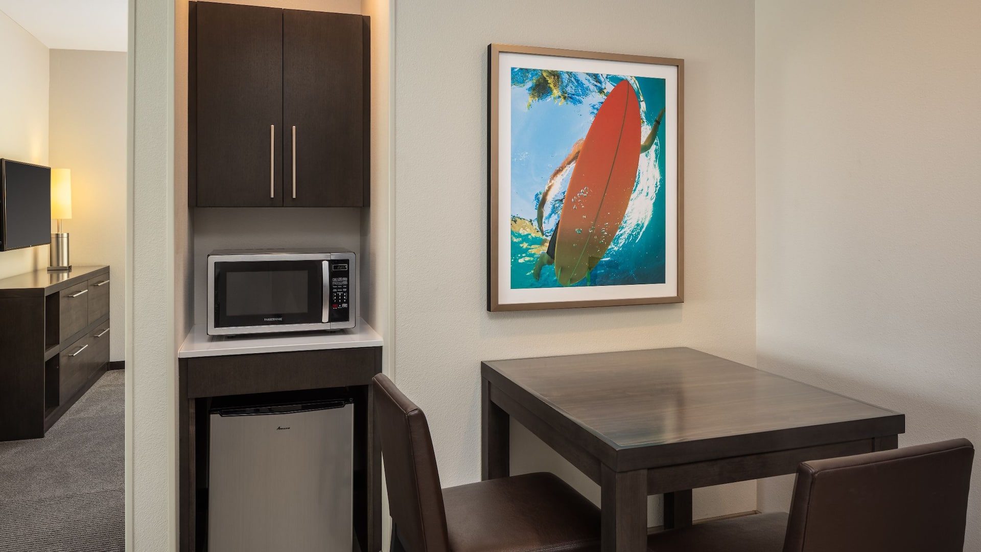 3 von 3 Hyatt Place Santa Cruz Guestroom Suite Kitchenette