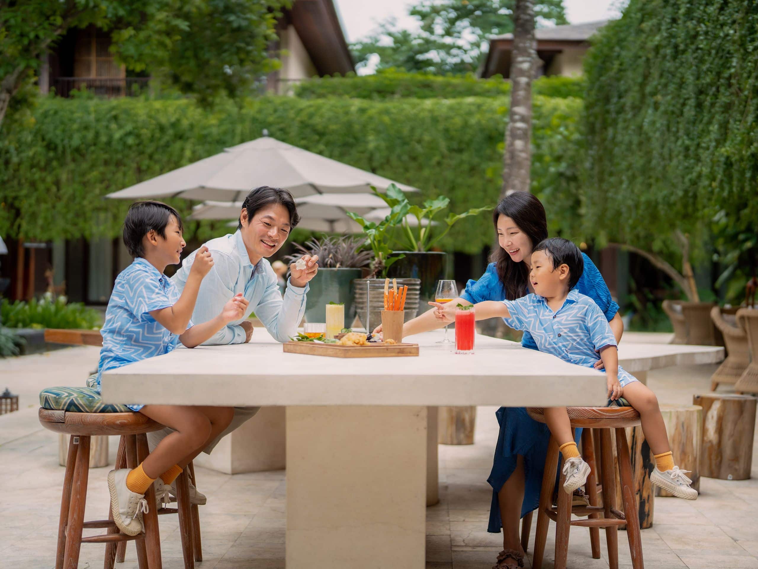 Andaz Bali Kakao Friends Family At Village Square