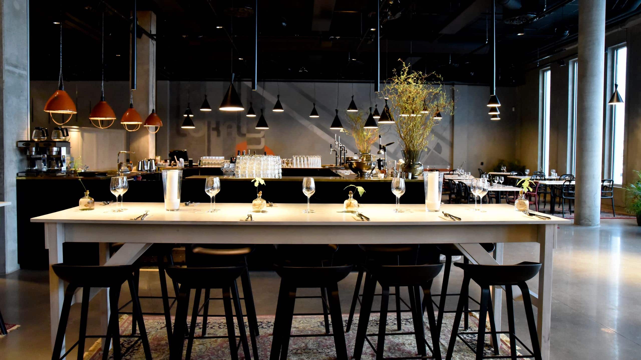 Story Hotel Malmö Lokal Seventeen Set Table And Bar