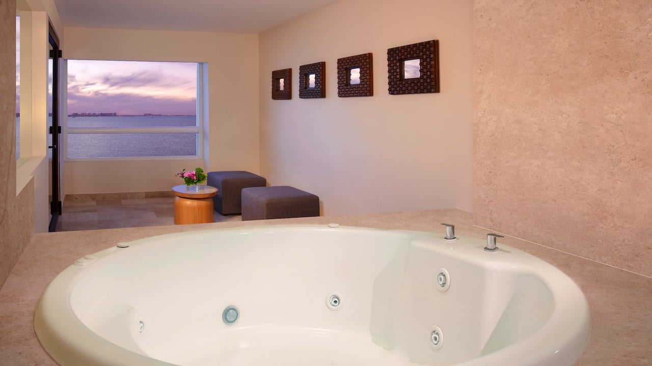 Tub