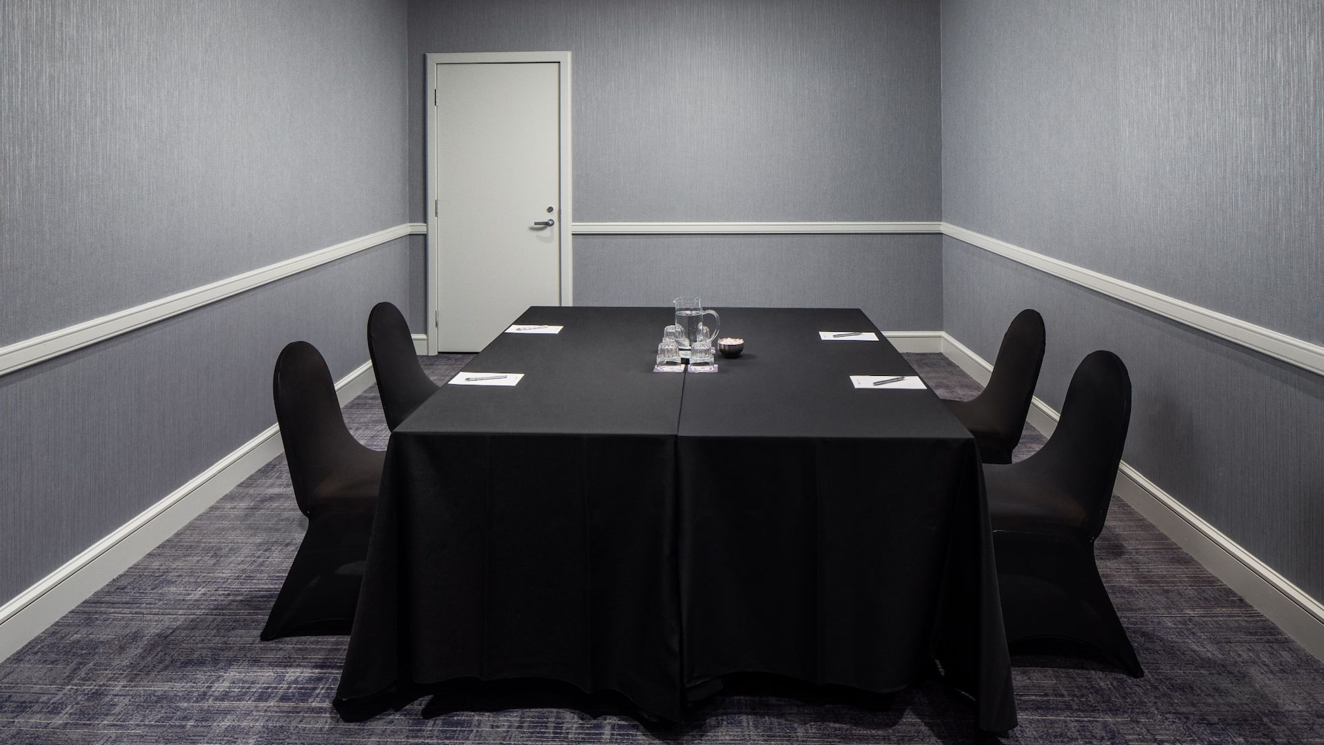 Hyatt Regency Morristown Small Meeting Room