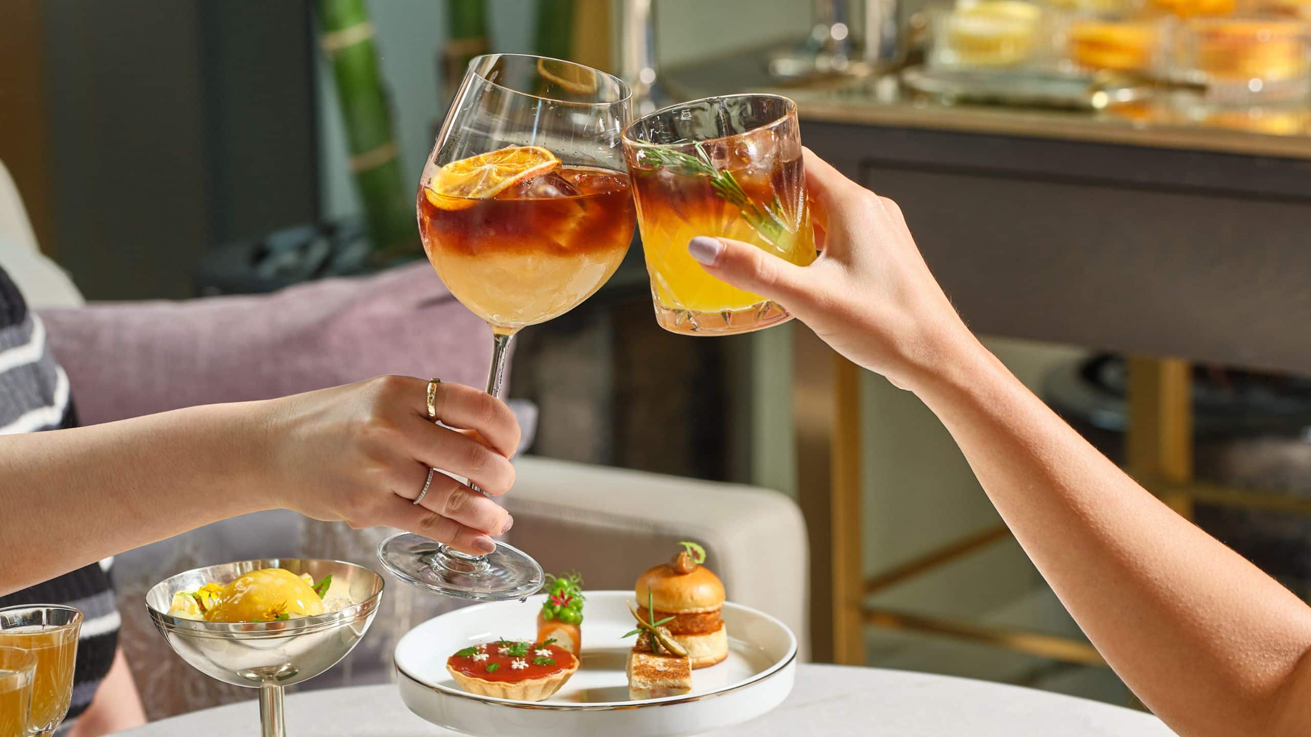 Park Hyatt Bangkok Afternoon Tea Cheers