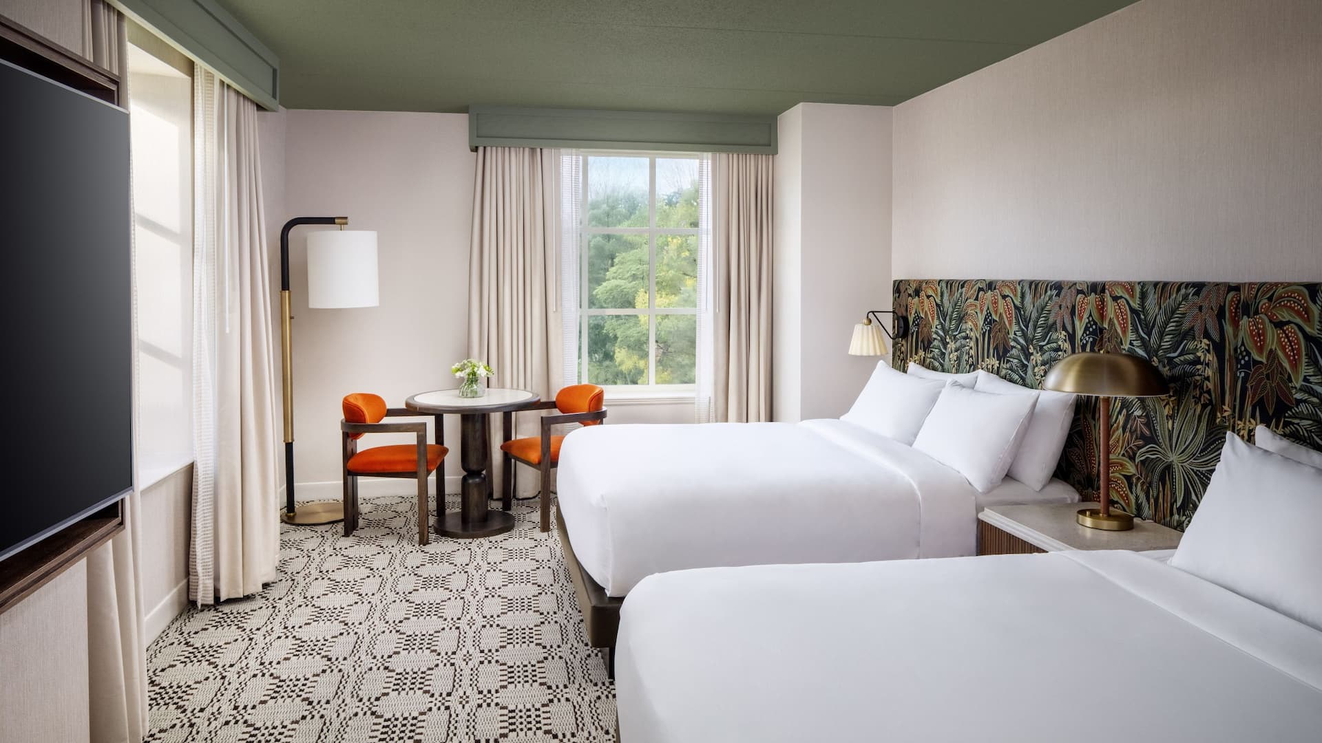 Hyatt Regency Greenwich Double Deluxe Bedroom