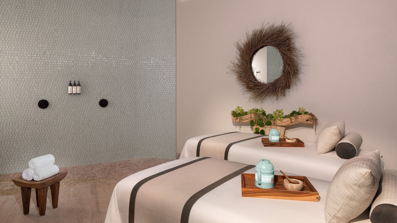 Spa Cabin