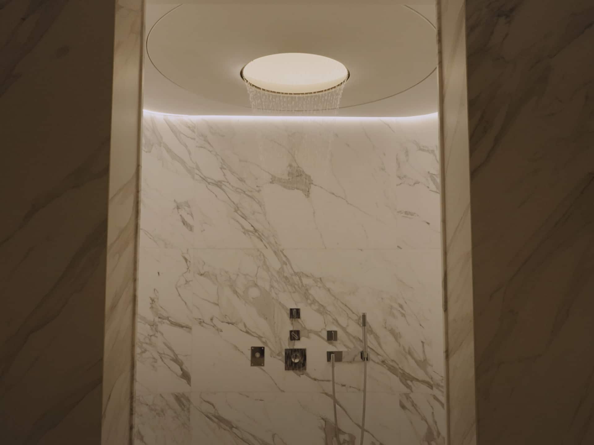 Grand Hyatt Singapore Damai Contrast Therapy Shower