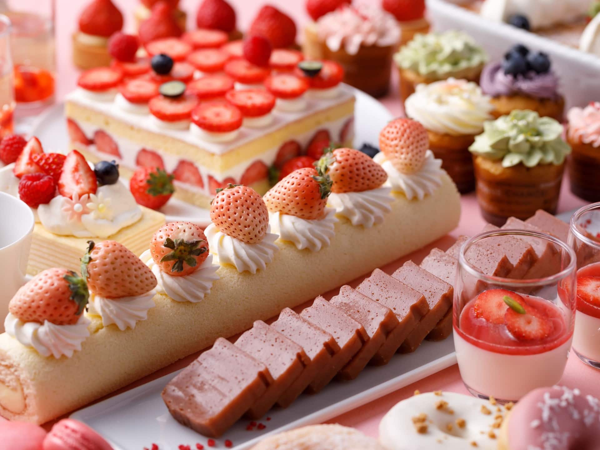 Grand Hyatt Fukuoka Strawberry Pink Dessert Buffet Layout