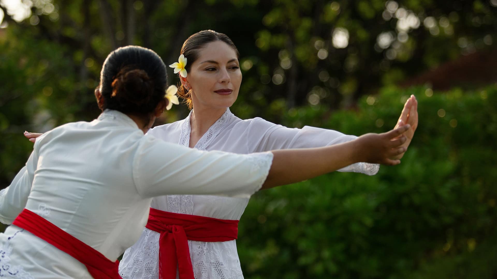 Grand Hyatt Bali Balinese Dance Lesson