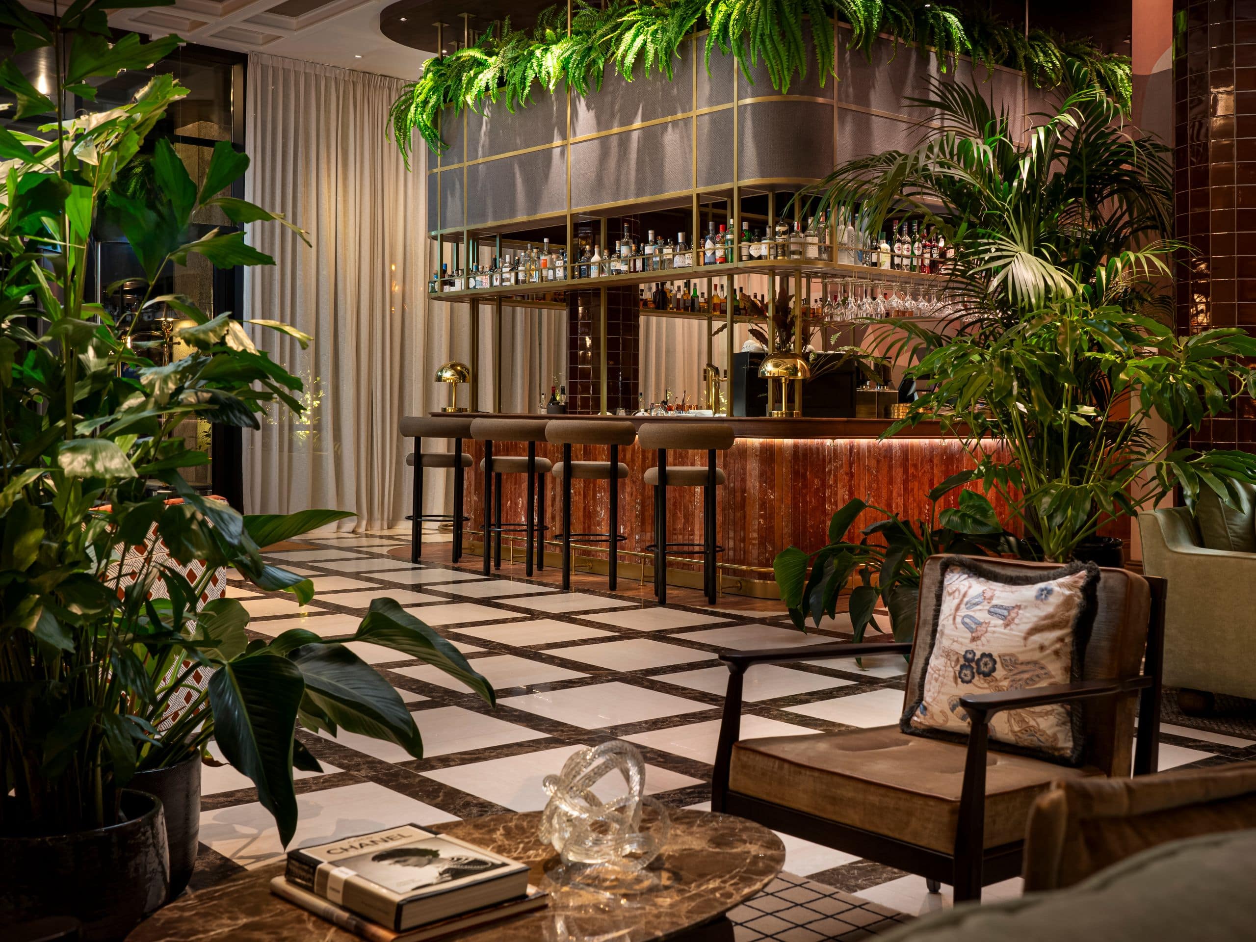 【上下セット】THE HOTEL LOBBY ARCHIVES New hospitality brand, Midnight Auteur, unveils its first boutique