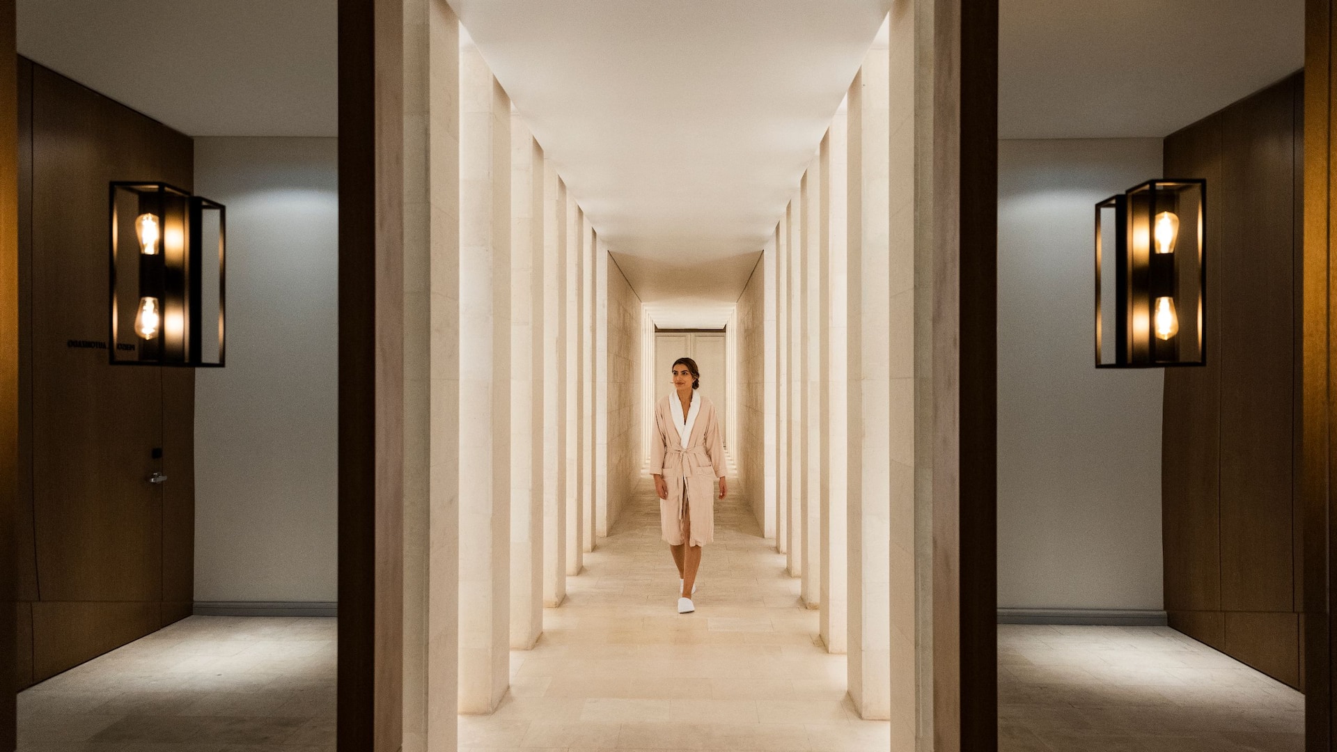 Grand Hyatt Bogotá Zaitania Spa Hallway