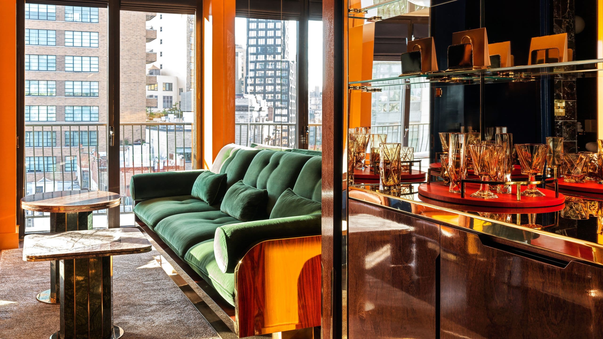 The Manner Junior Suite Bar