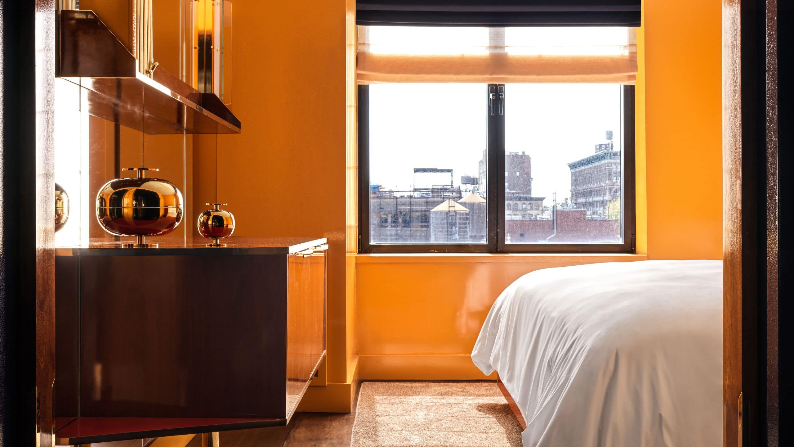 2 von 4 The Manner King Basic Guestroom