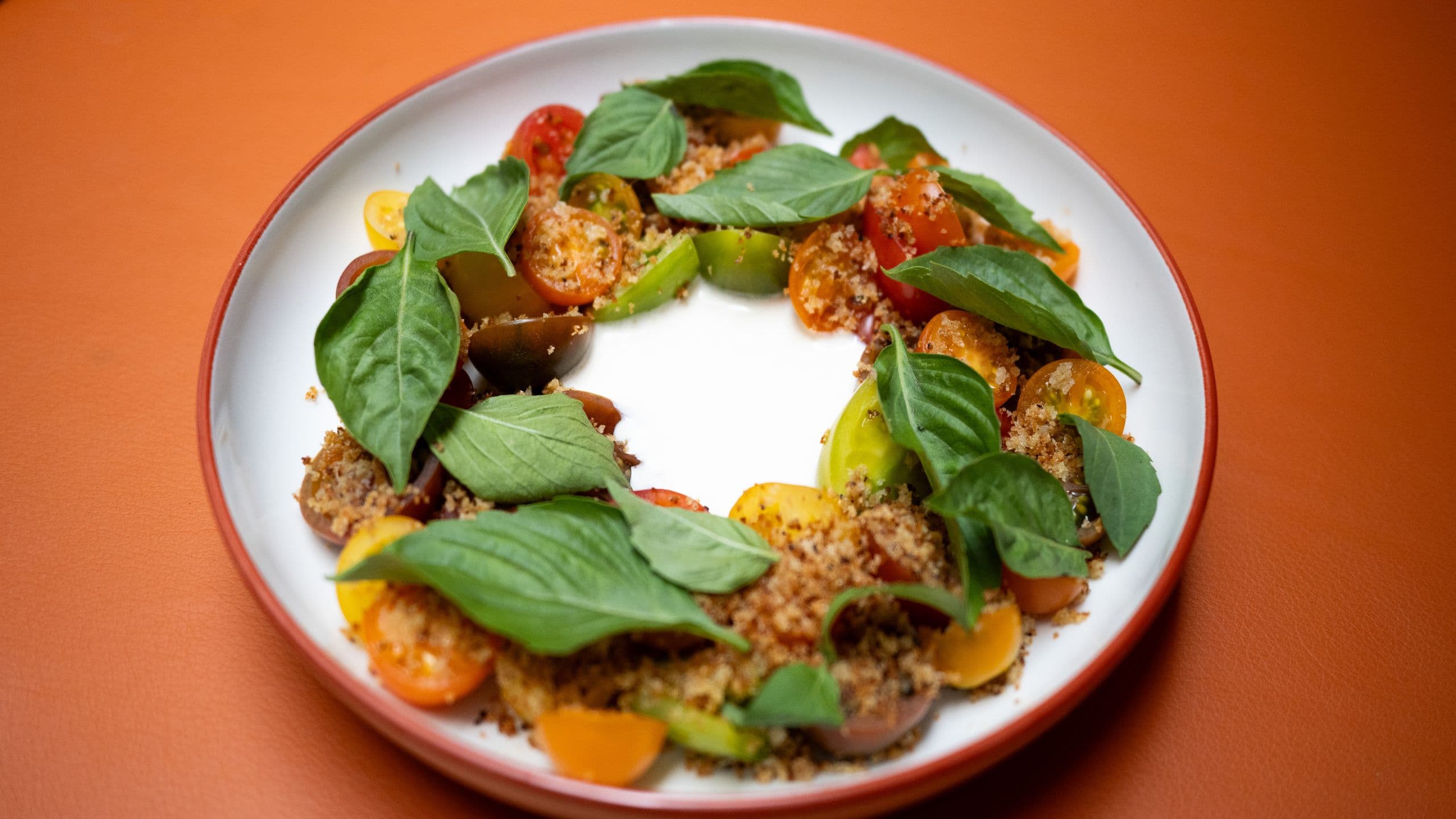 The Manner Theotter Ley Tomatoes