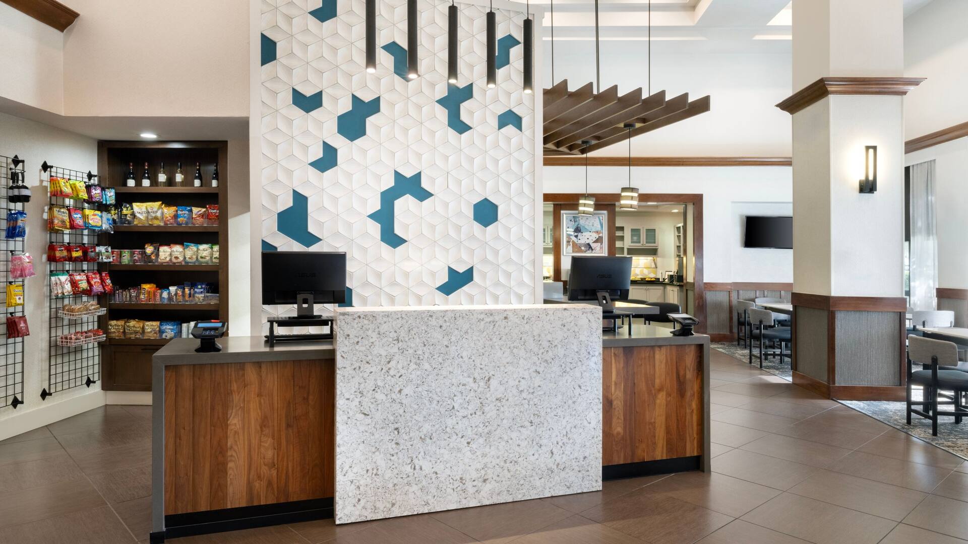 Hyatt Place Lakeland Center Front Desk