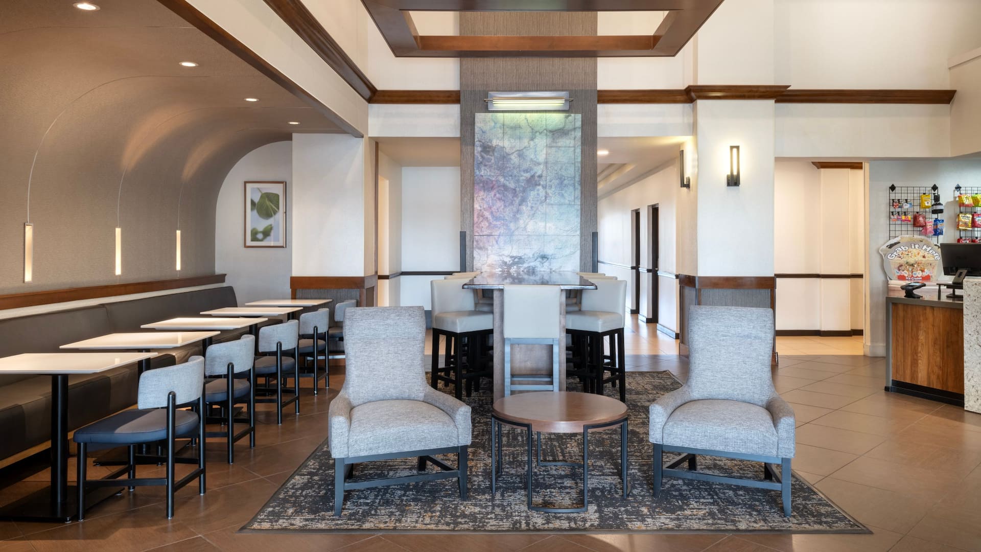 Hyatt Place Lakeland Center Lounge Setting