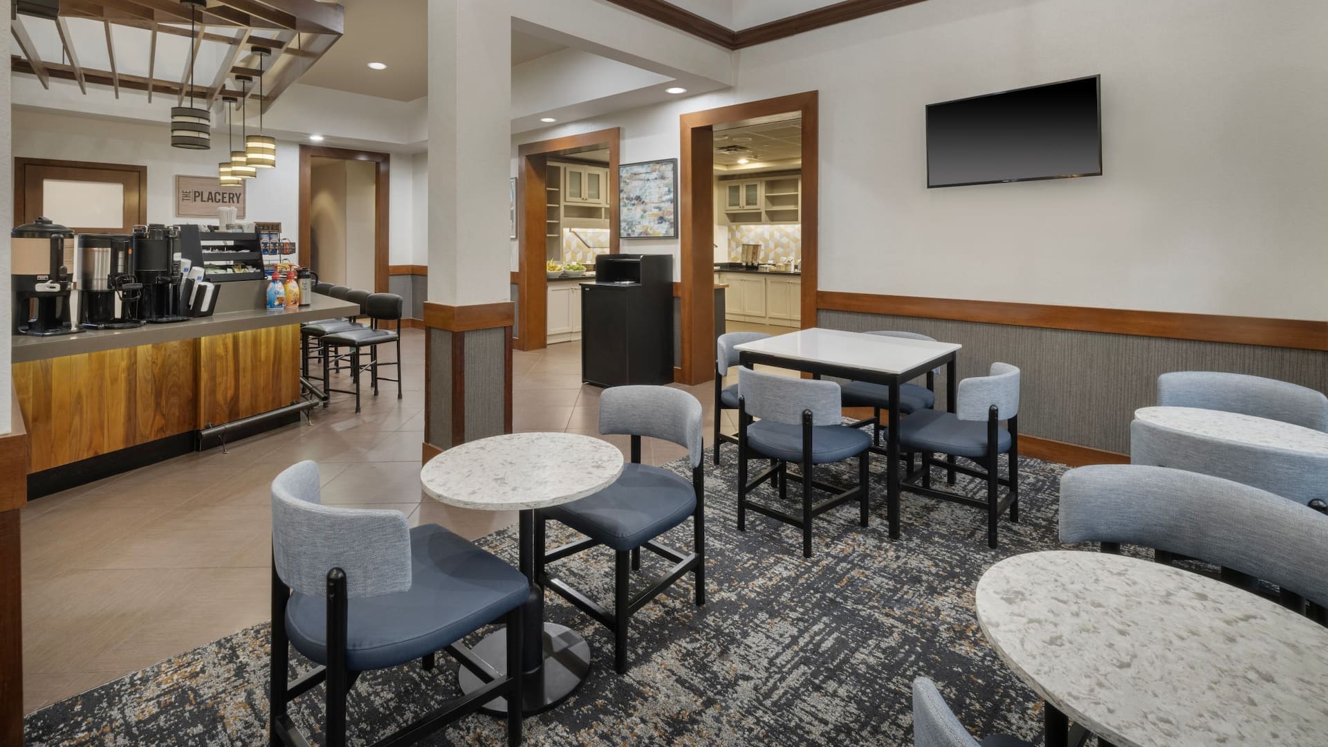 Hyatt Place Tampa/Busch Gardens Breakfast Lounge Seating