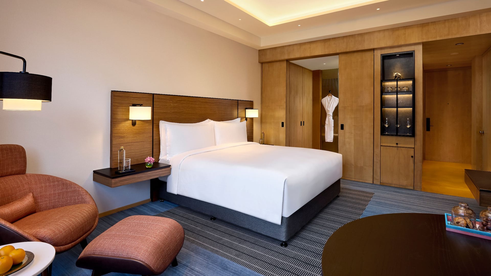 Grand Hyatt Mumbai Hotel & Residences Patio Room Inward