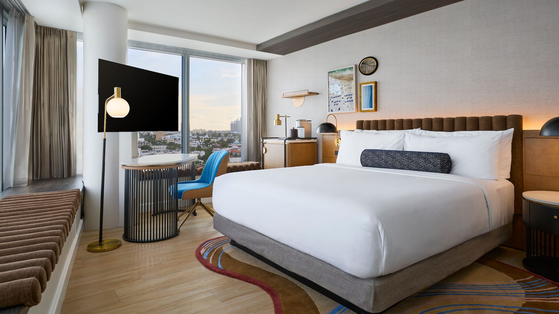 2 of 4 Hyatt Centric South Beach Miami King Deluxe Ocean View