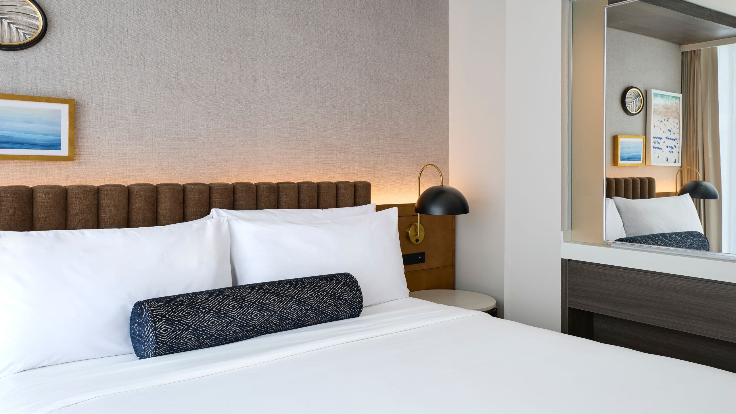 3 из 5 Hyatt Centric South Beach Miami King Standard Bed Detail