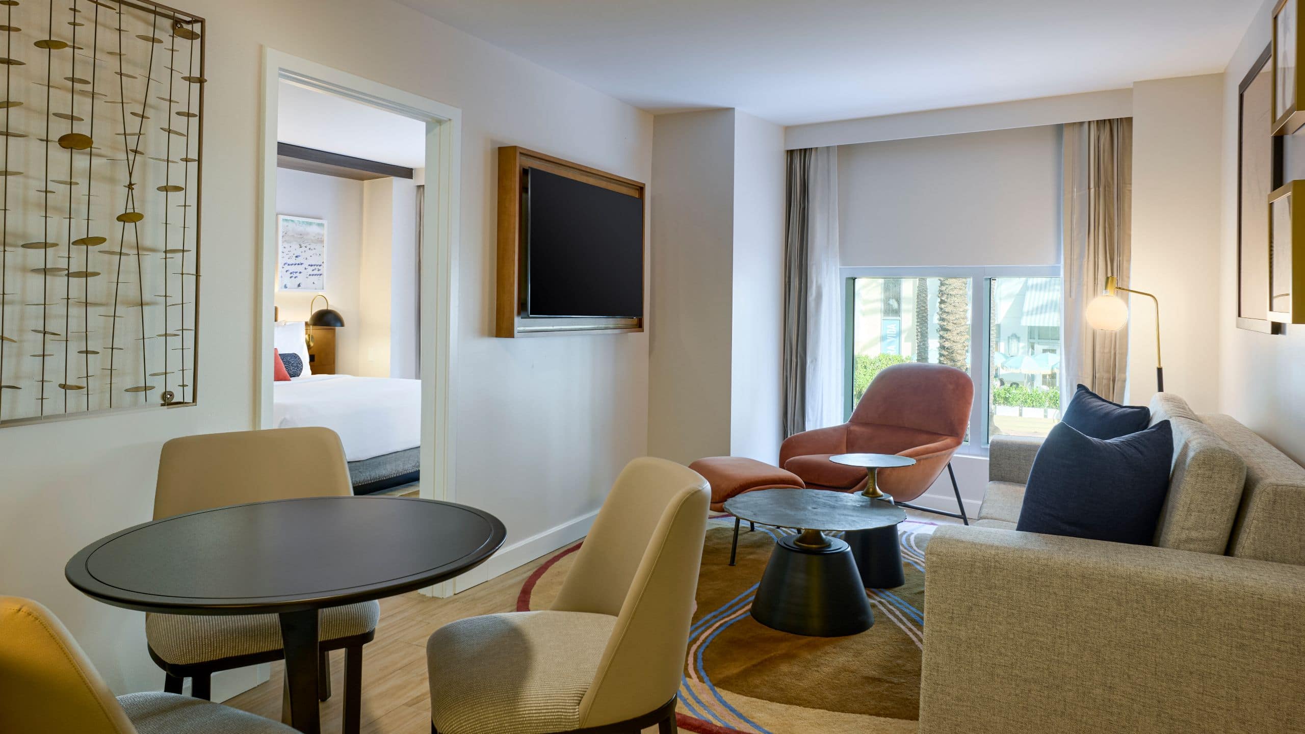 2 из 2 Hyatt Centric South Beach Miami Accessible Suite Living Room