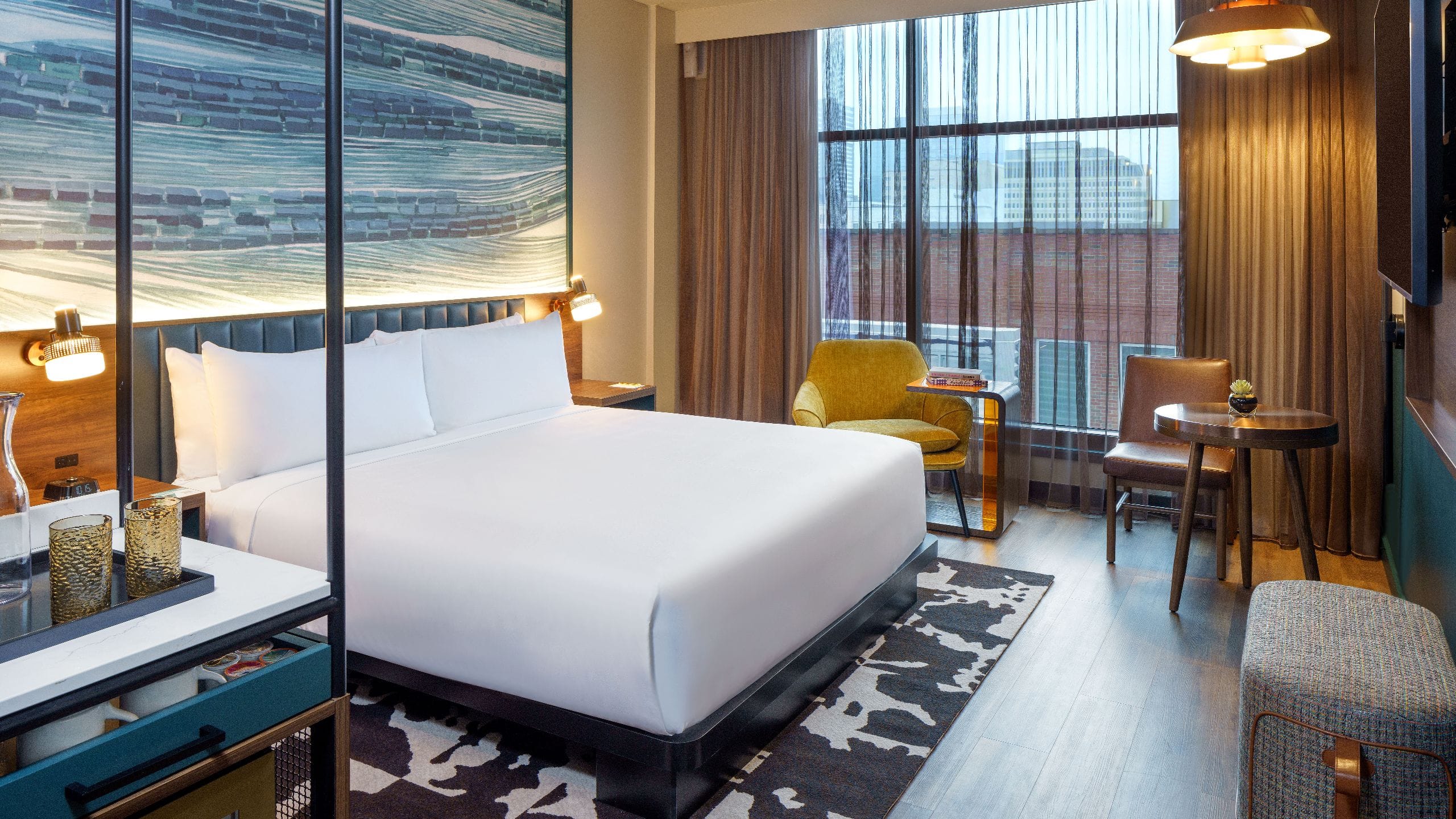 Caption by Hyatt Downtown Nashville Accessible King