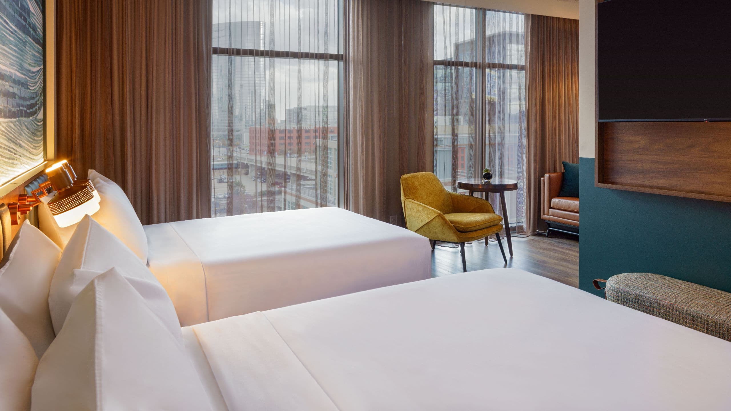 Caption by Hyatt Downtown Nashville Deluxe Double