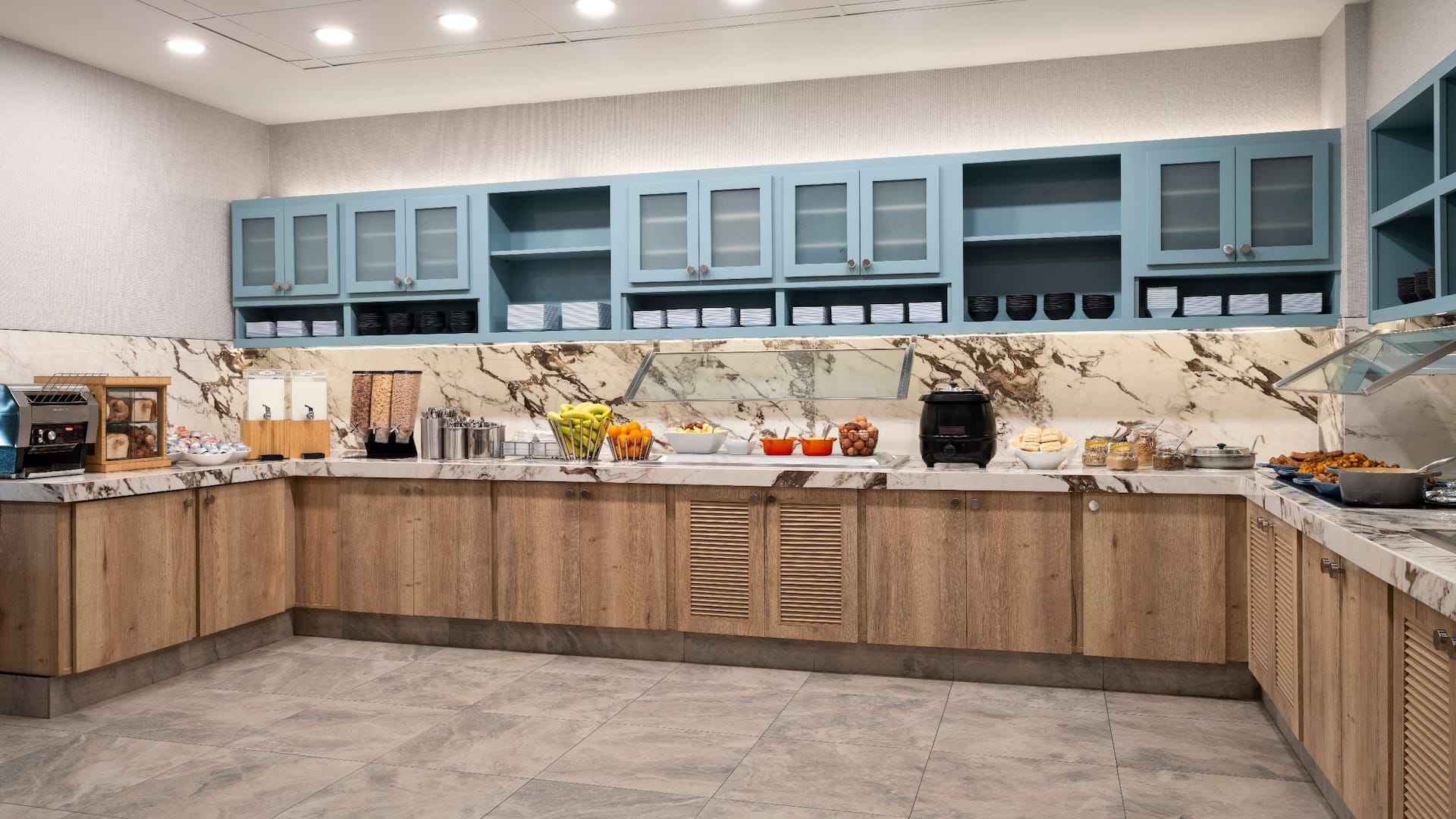 Hyatt Place Kansas City/Overland Park/Metcalf Breakfast