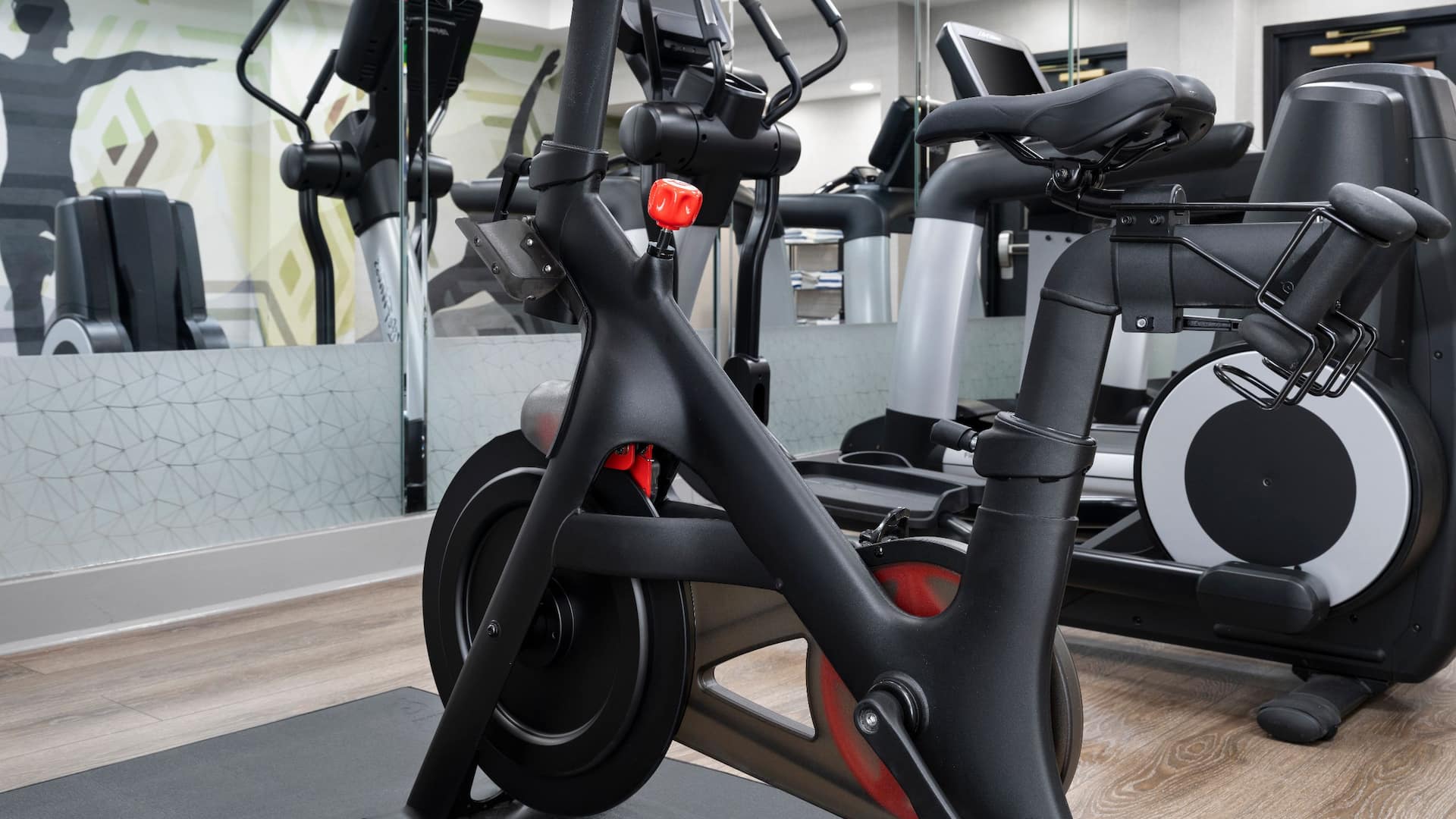 Hyatt Place Kansas City/Overland Park/Metcalf Fitness Bike
