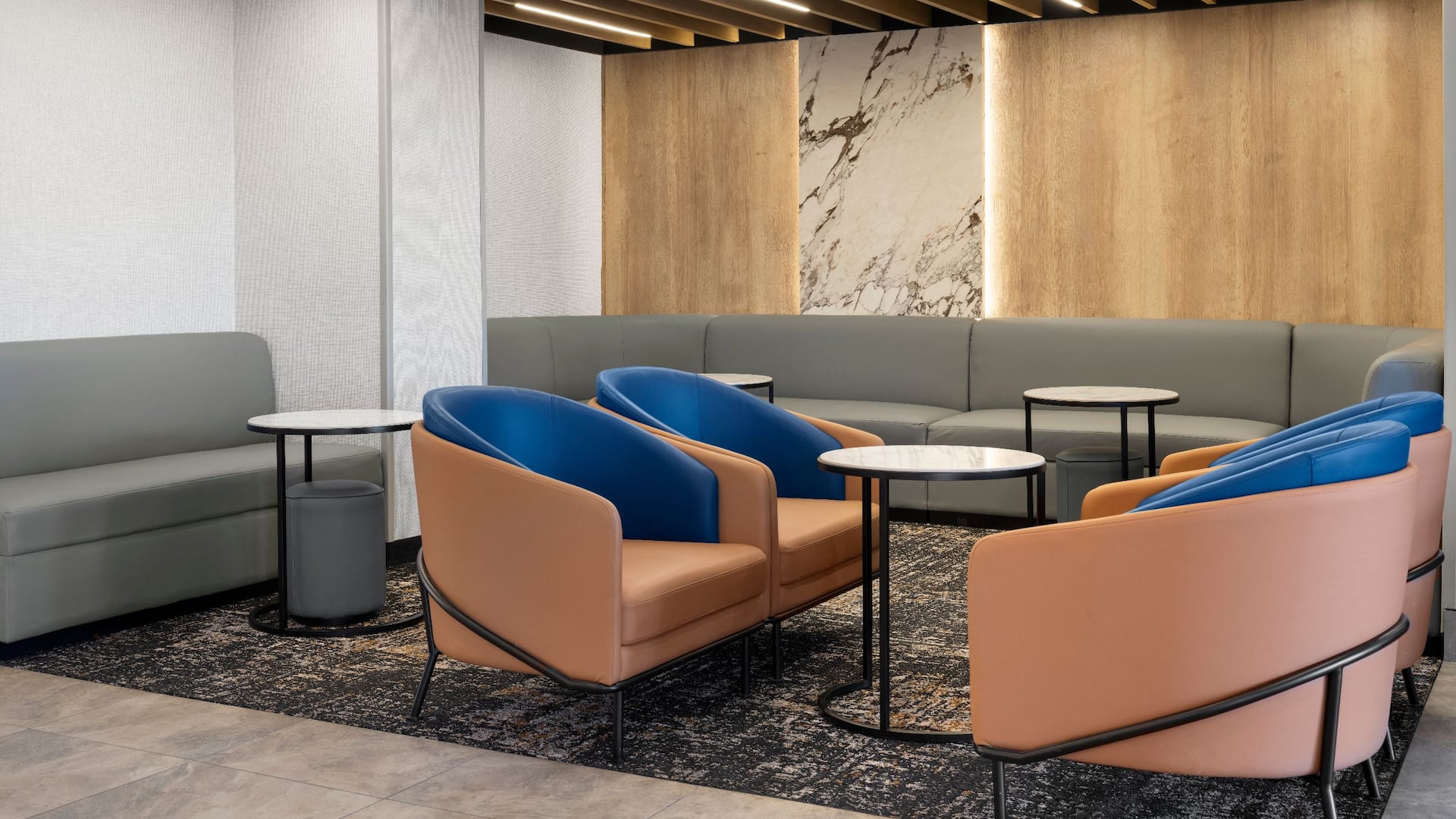 Hyatt Place Kansas City/Overland Park/Metcalf Lobby Seating