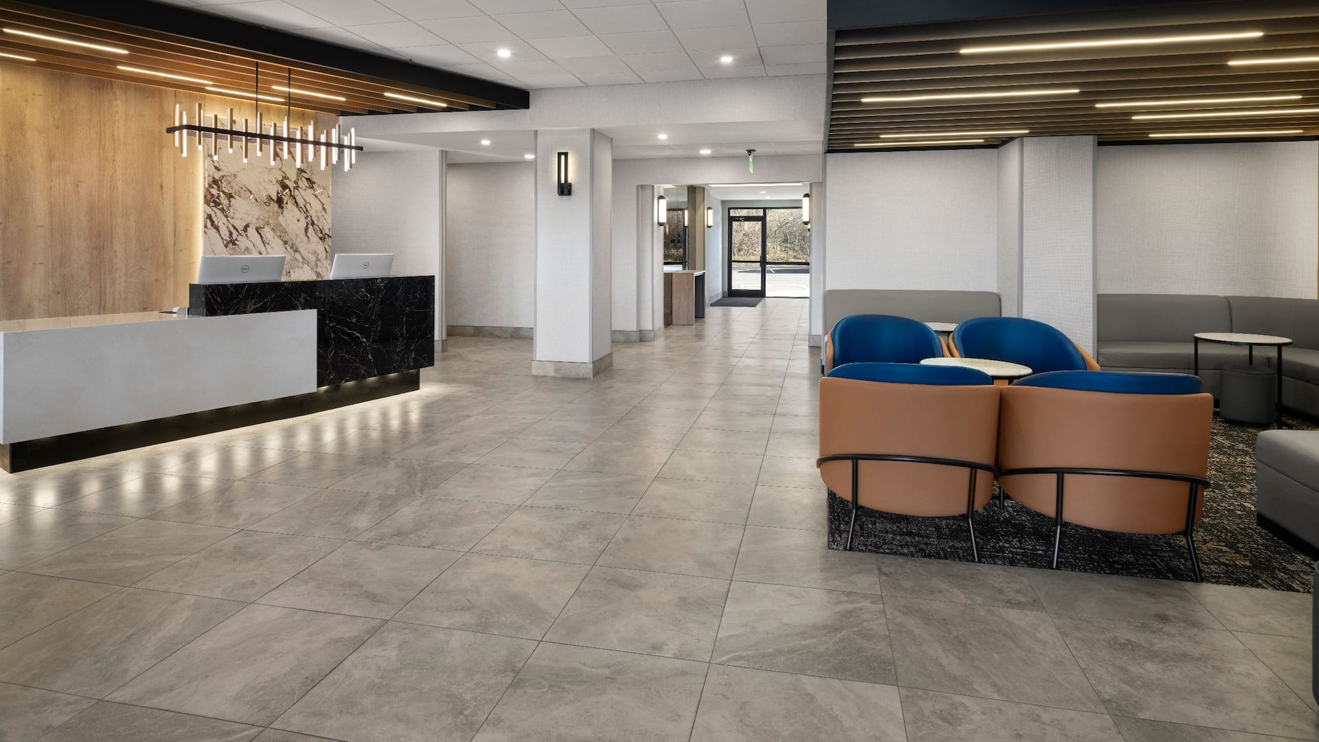 Hyatt Place Kansas City/Overland Park/Metcalf Lobby Entrance
