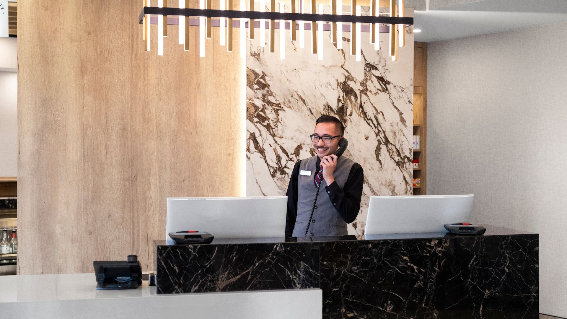 Hyatt Place Kansas City/Overland Park/Metcalf Front Desk Agent