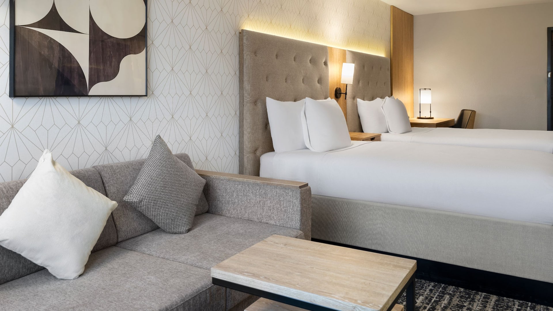 Hyatt Place Kansas City/Overland Park/Metcalf Accessible Double Beds Seating