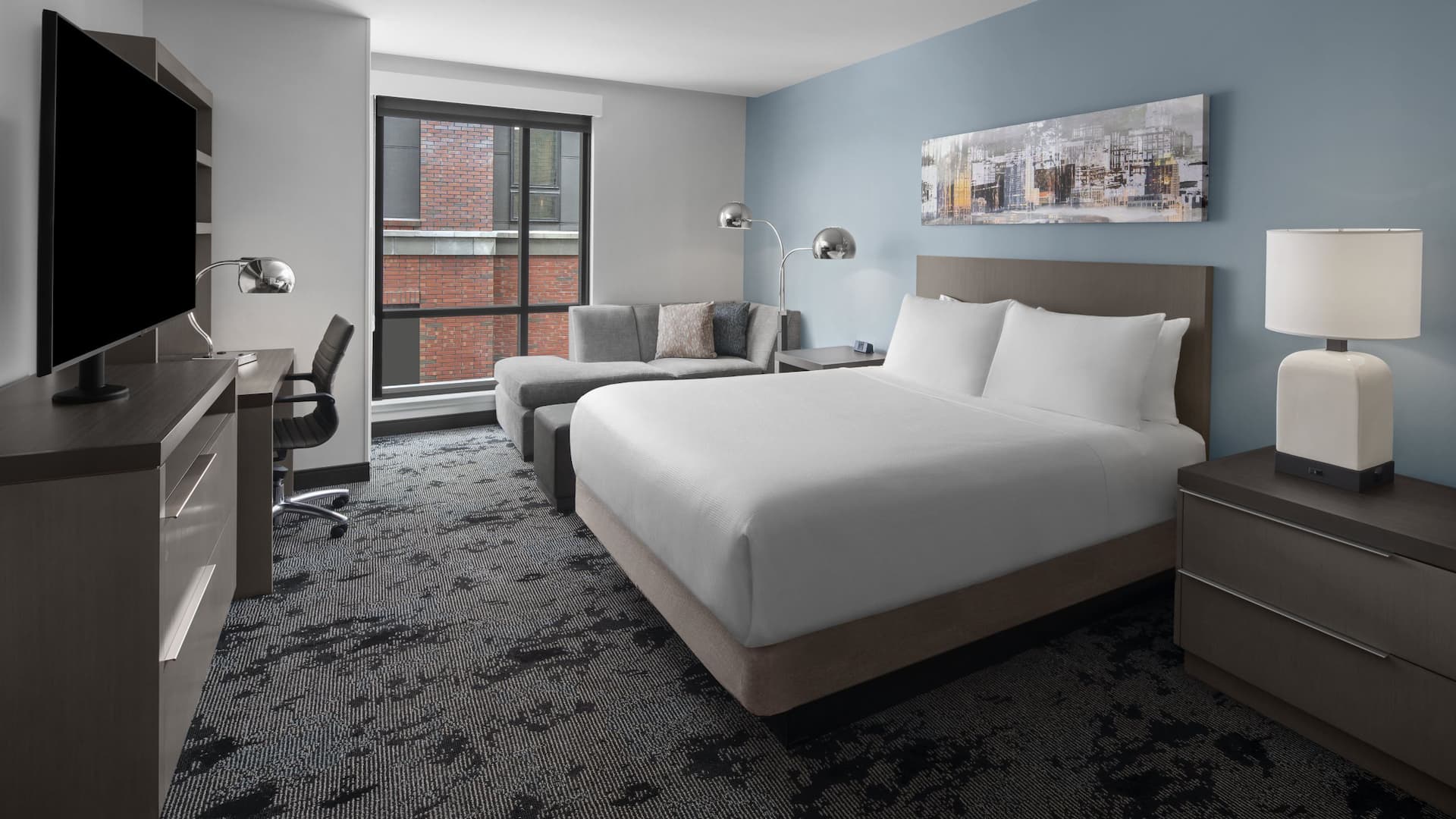 Hyatt House Raleigh Downtown / Seaboard Station Den Guestroom With Queen Bed Layout