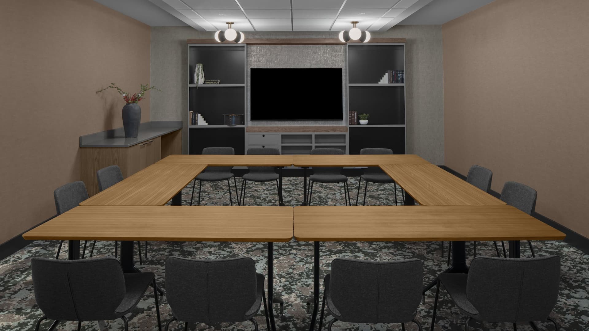 Hyatt House Raleigh Downtown / Seaboard Station Meeting Space Setup