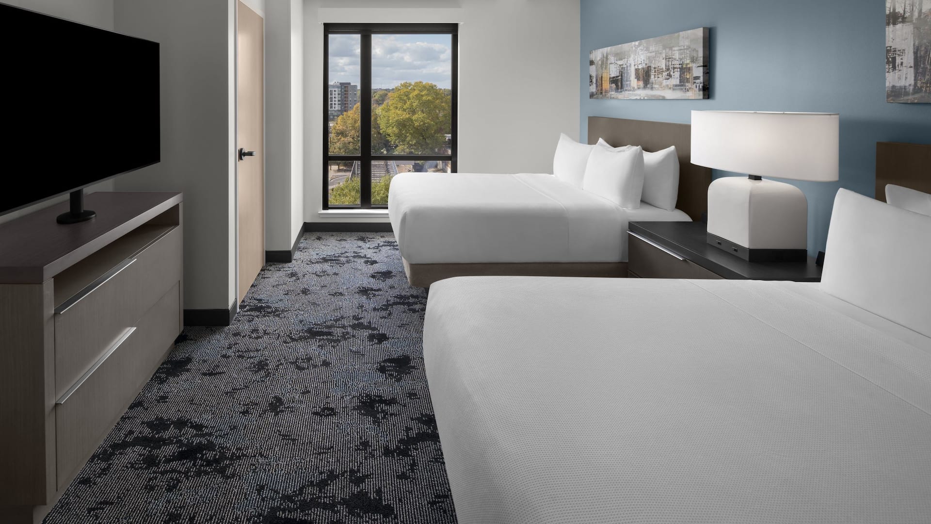3 von 4 Hyatt House Raleigh Downtown / Seaboard Station One Bedroom Suite With Two Queen Beds