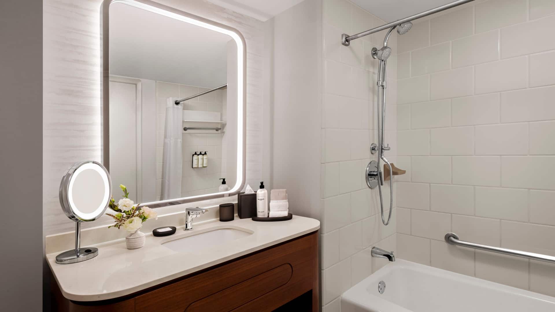 4 of 5 Manchester Grand Hyatt San Diego Double Bathroom