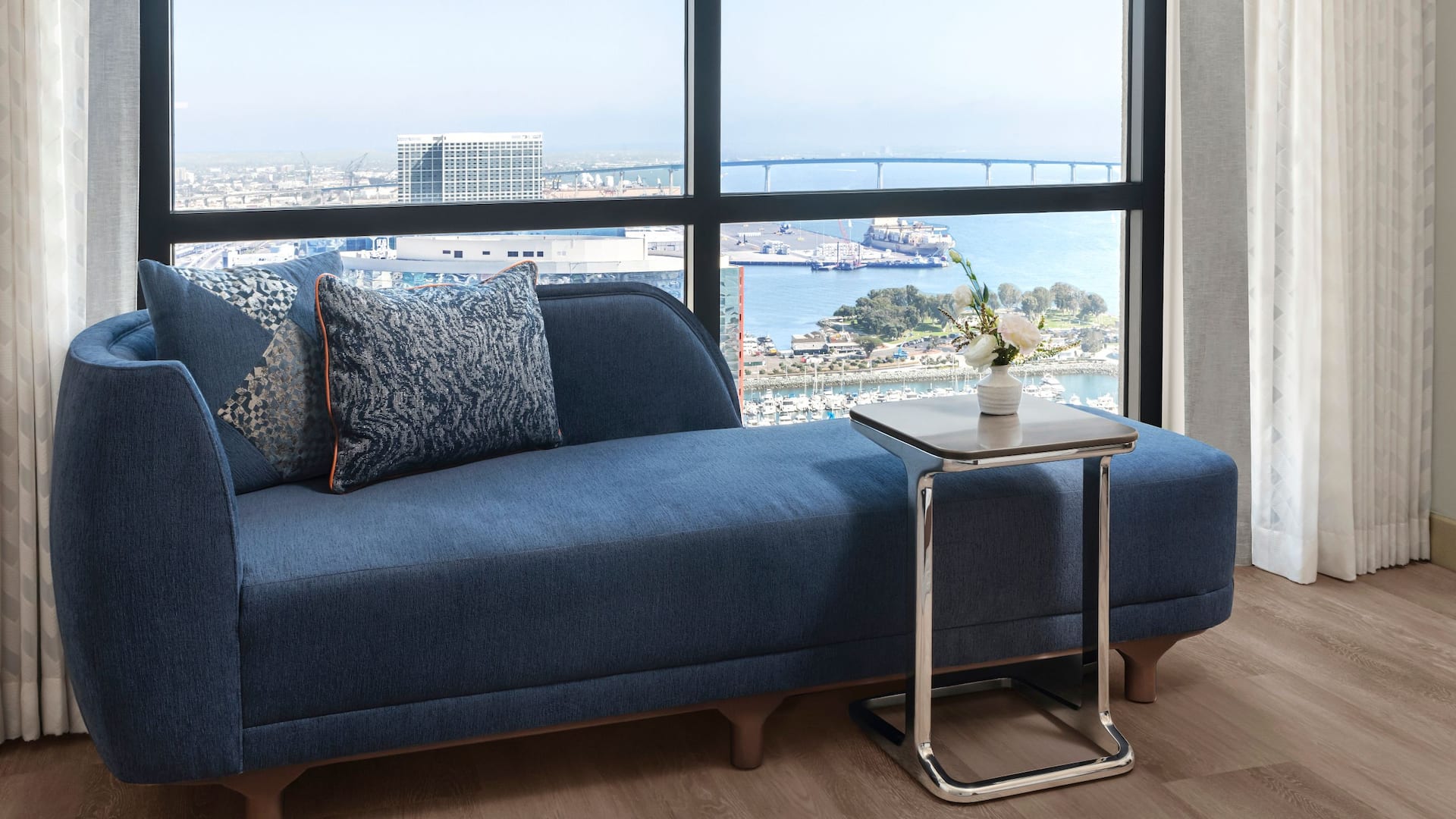 2 of 5 Manchester Grand Hyatt San Diego King Seating Area