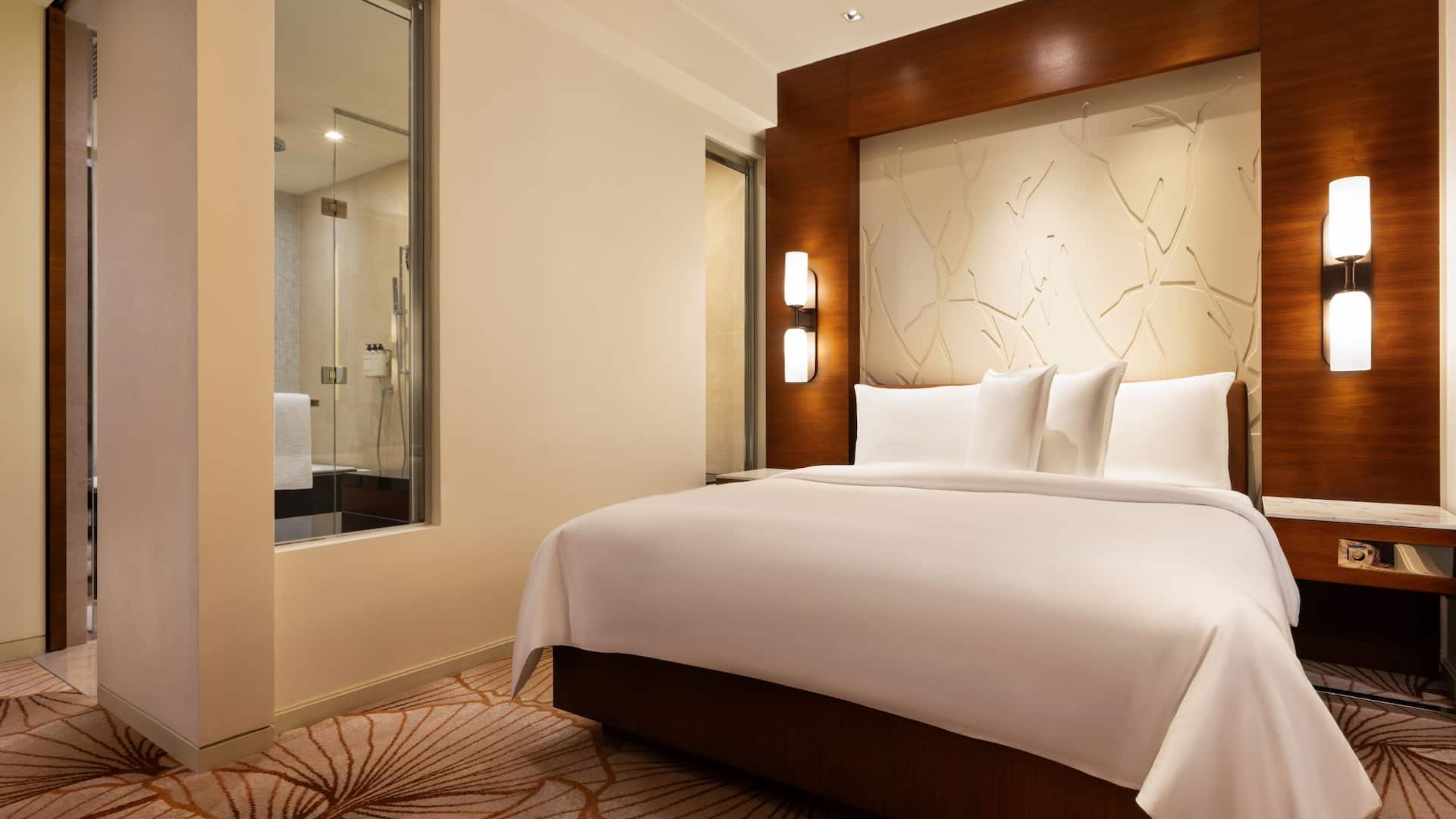Grand Hyatt Macau Grand Deluxe Fountain View Suite King Bedroom