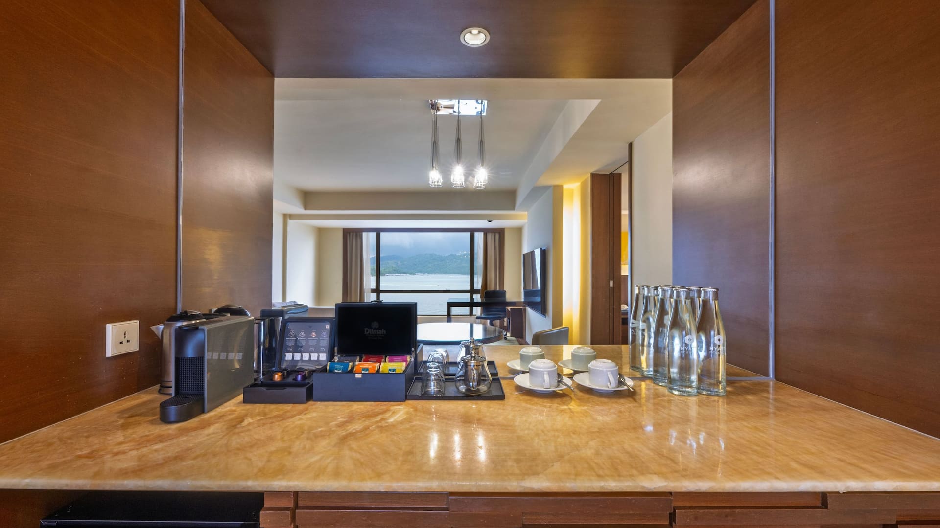 3 von 5 Hyatt Regency Kinabalu Regency Executive Suite Amenities