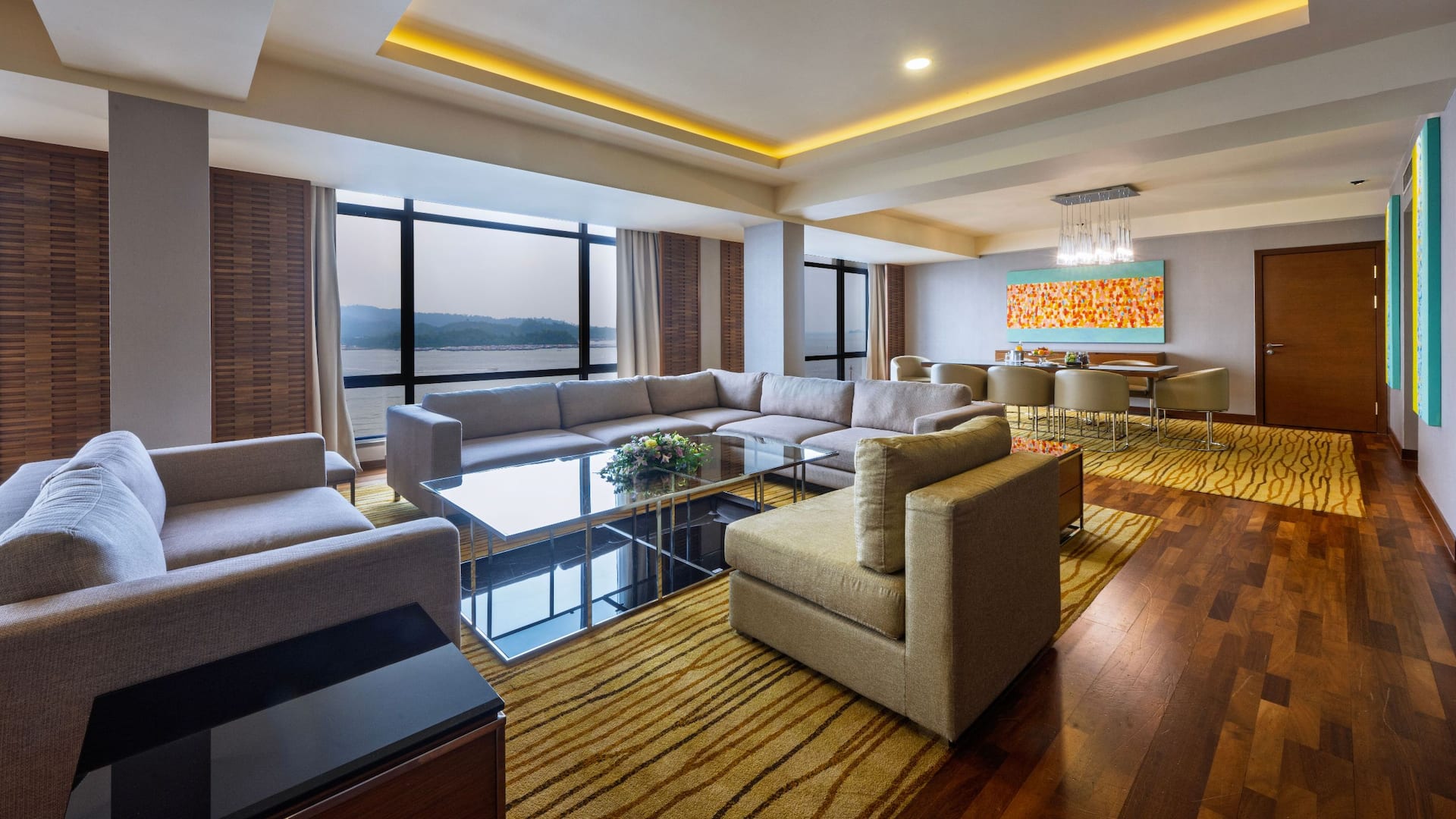 2 von 7 Hyatt Regency Kinabalu Presidential Suite Living Room With Sea View